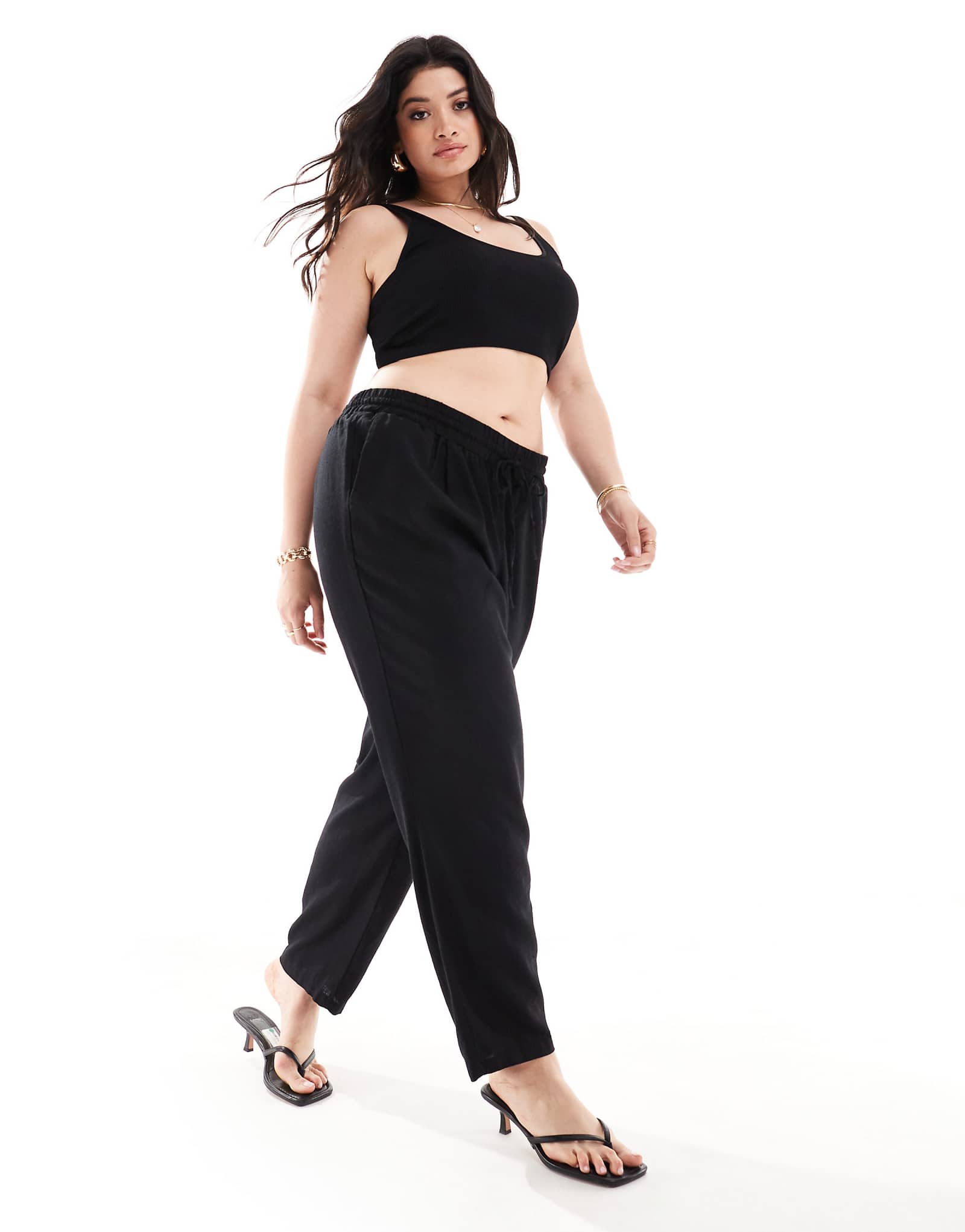 Vero Moda Curve 9090₽