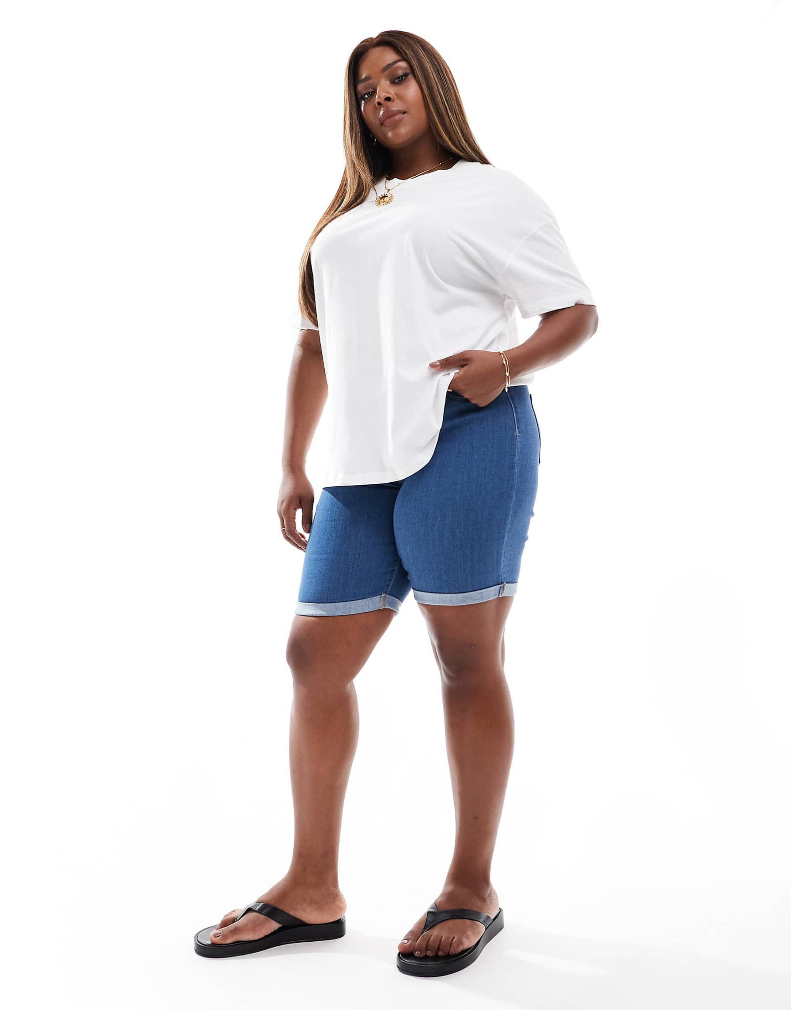 ONLY Curve - 9090₽