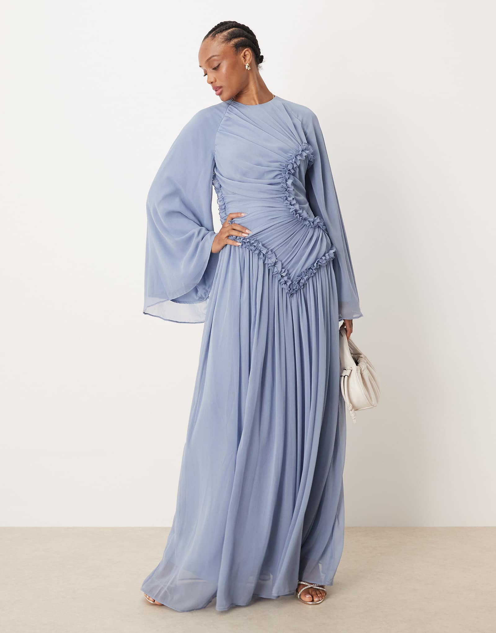 - ASOS DESIGN 28890₽