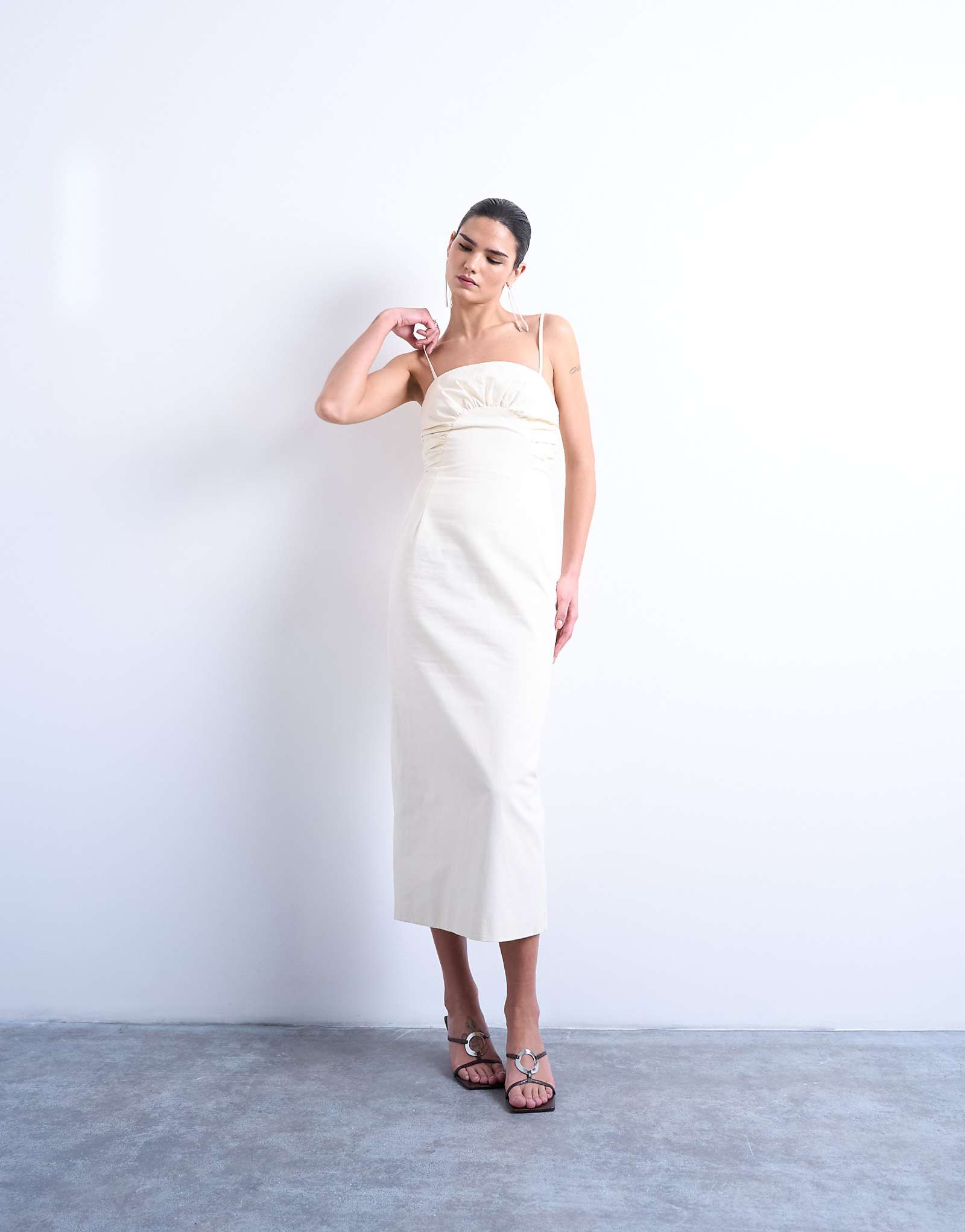 - - Topshop 27990₽