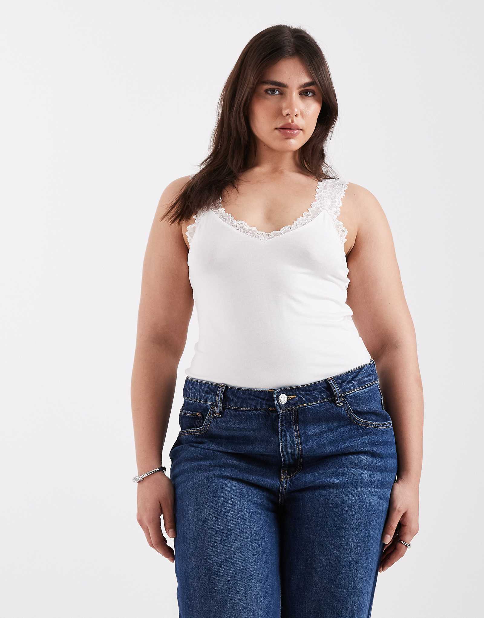 Vero Moda Curve 4990₽