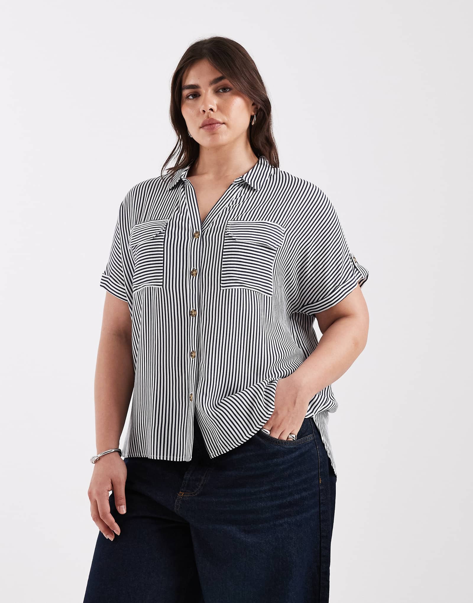 Vero Moda - 8690₽