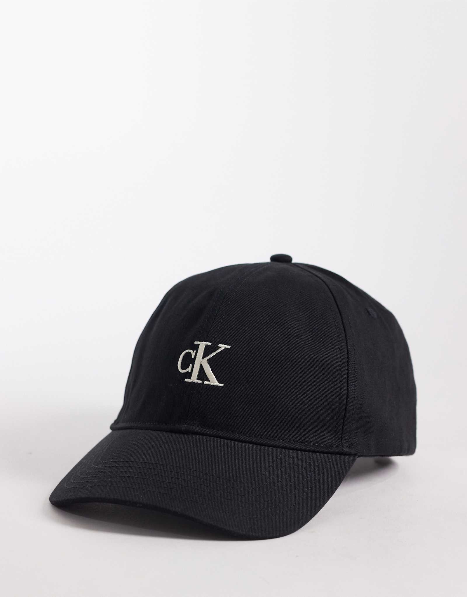 Calvin Klein 11690₽