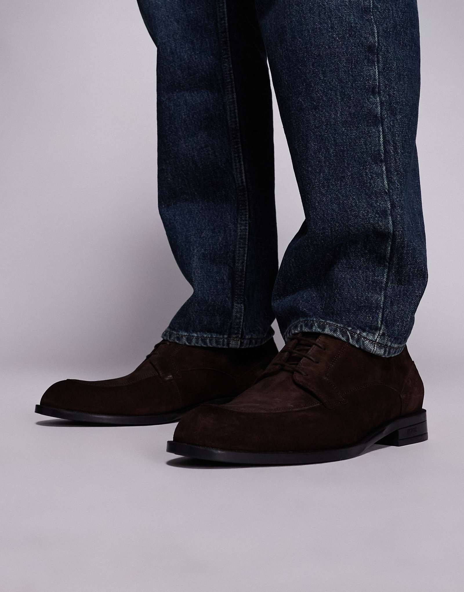 - BOSS Black Tayil -