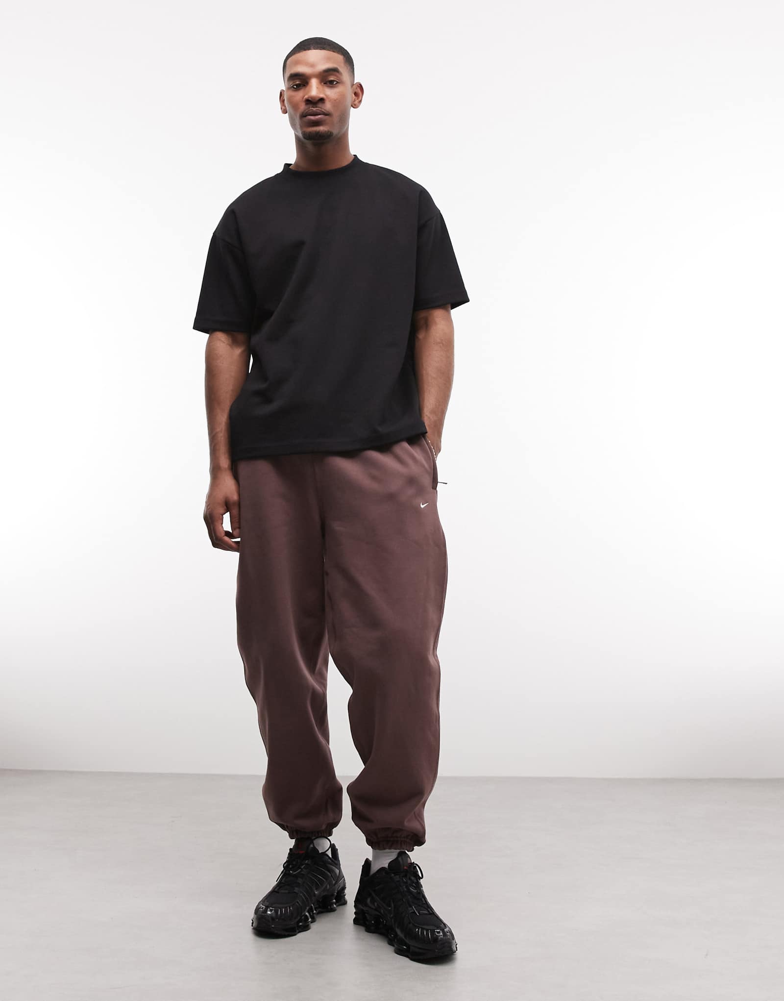 Nike Solo Swoosh 18490₽