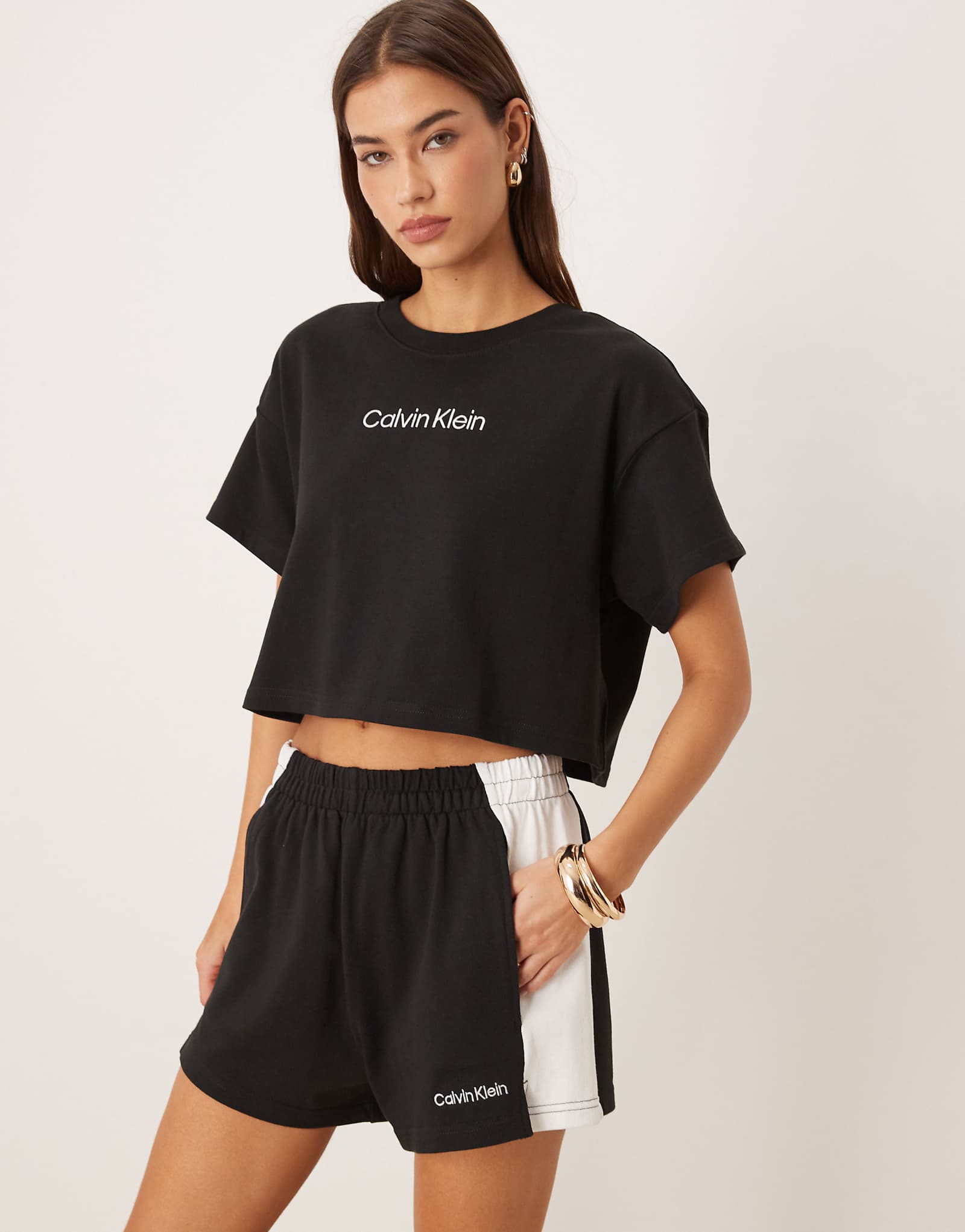Calvin Klein 10890₽