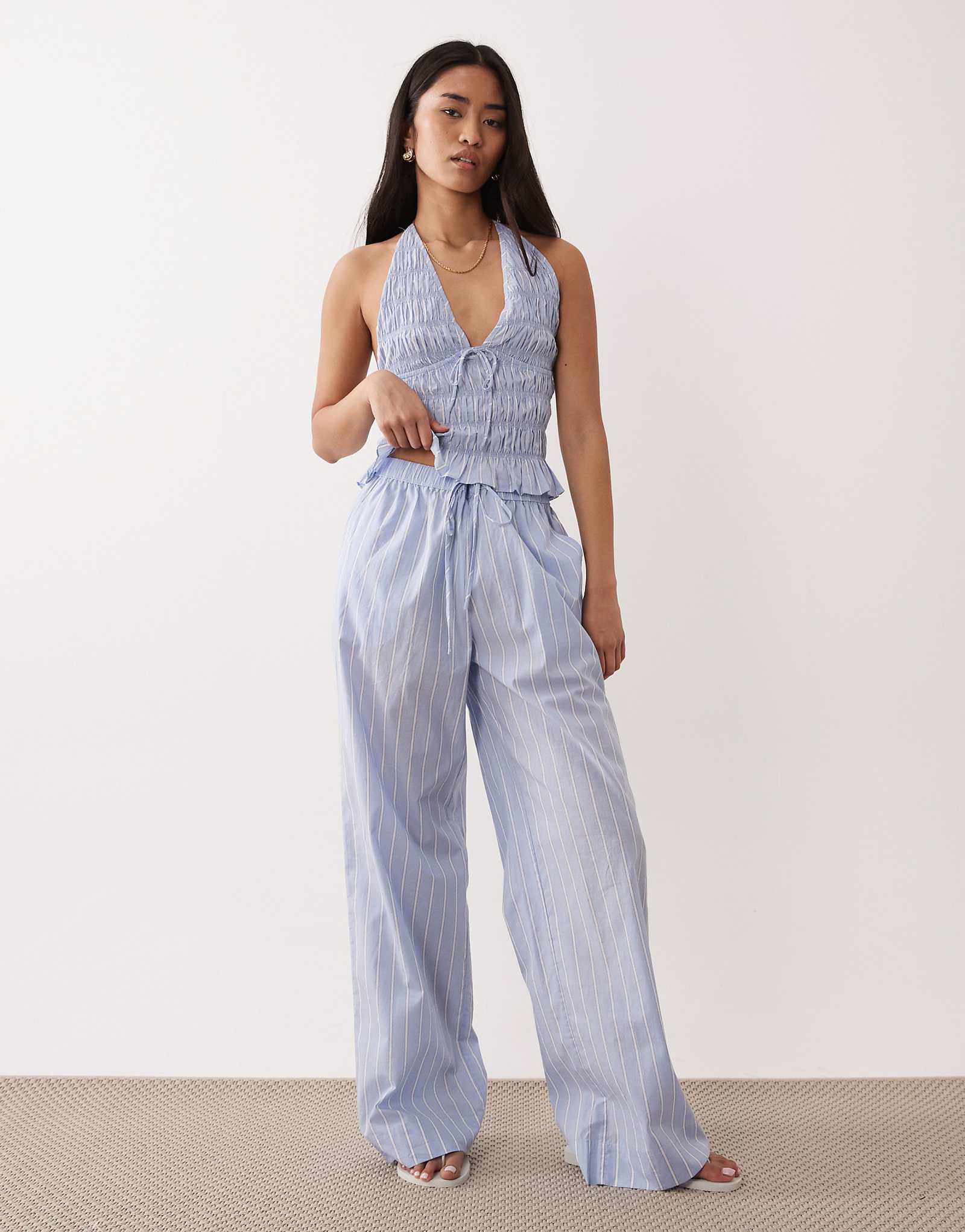NIA Khonny 30190₽