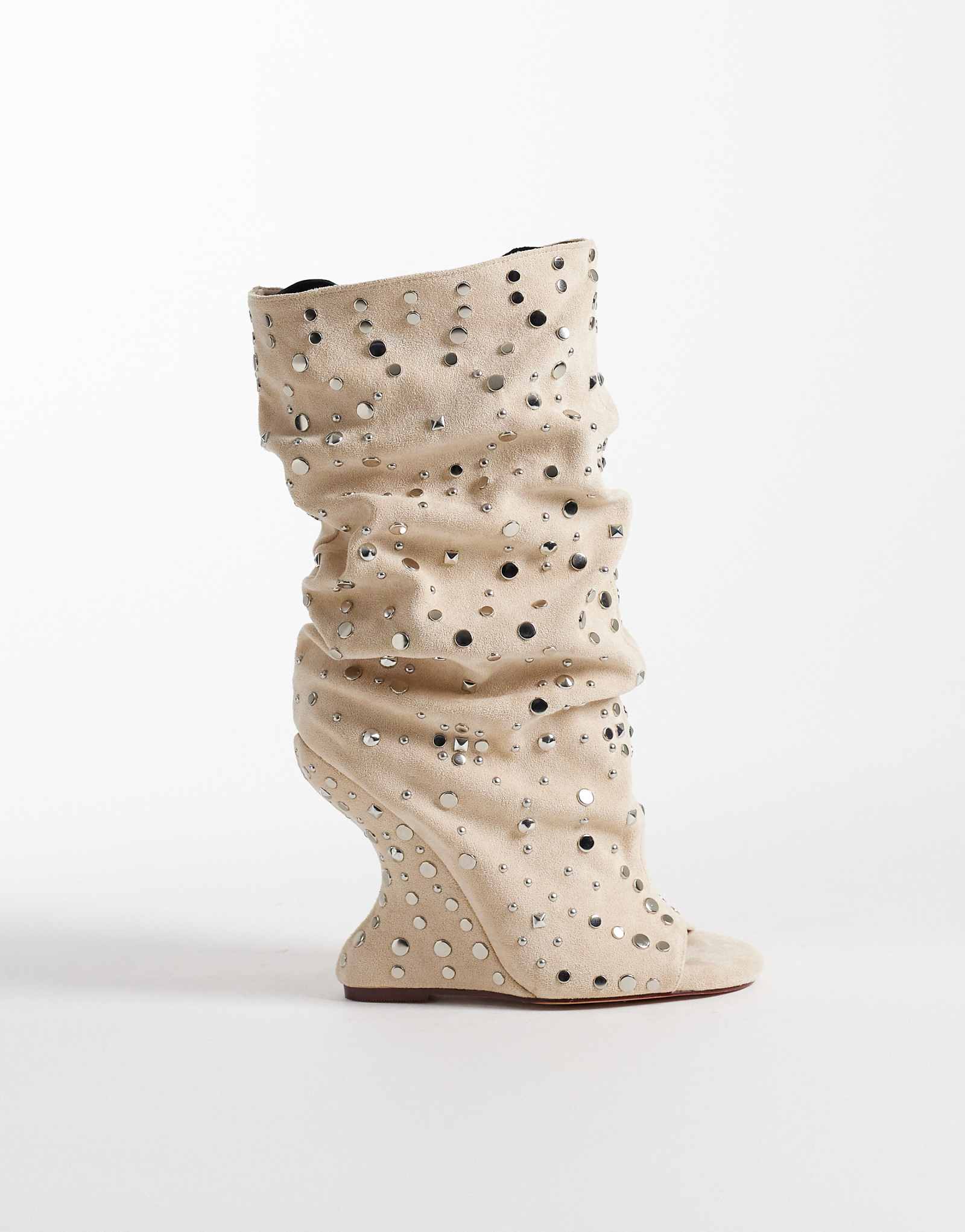 Azalea Wang Naomani 36590₽