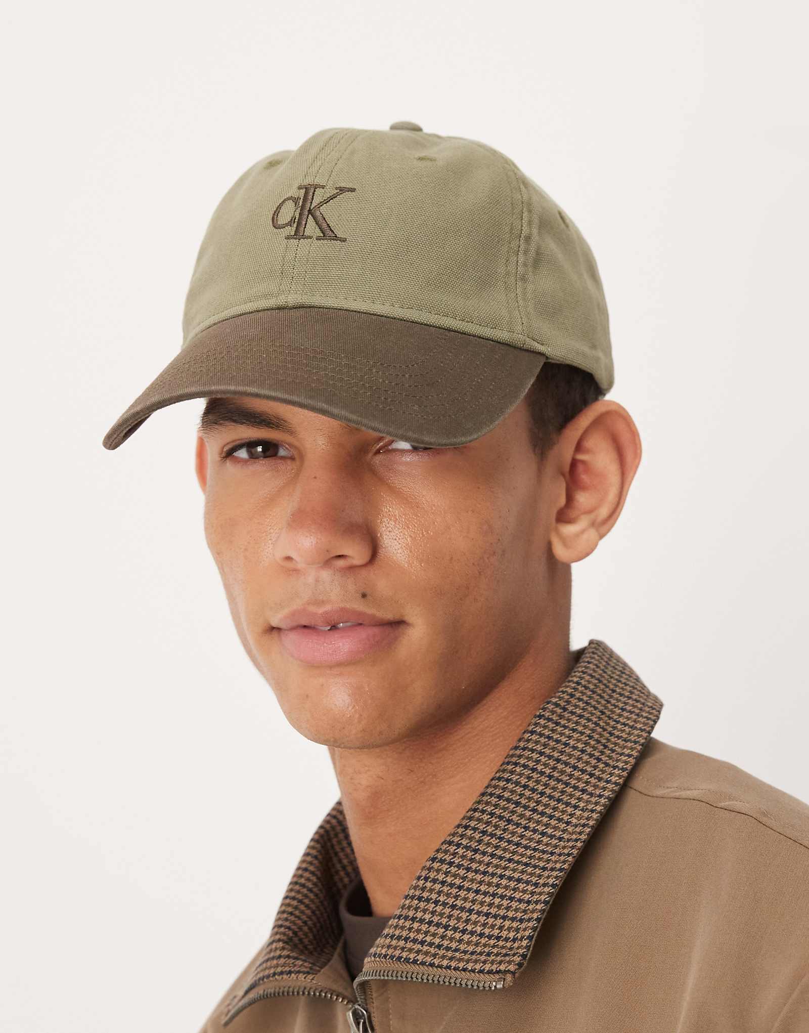 Calvin Klein 11690₽