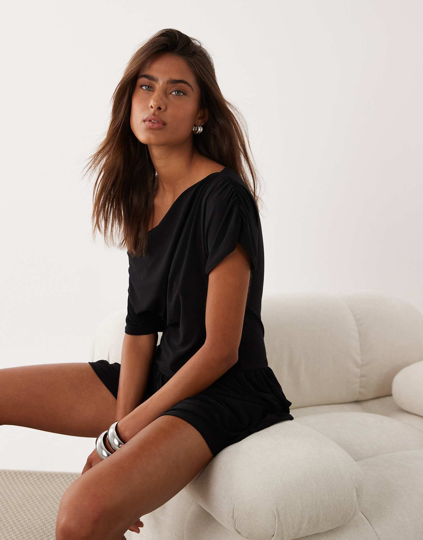 Miss Selfridge 10390₽