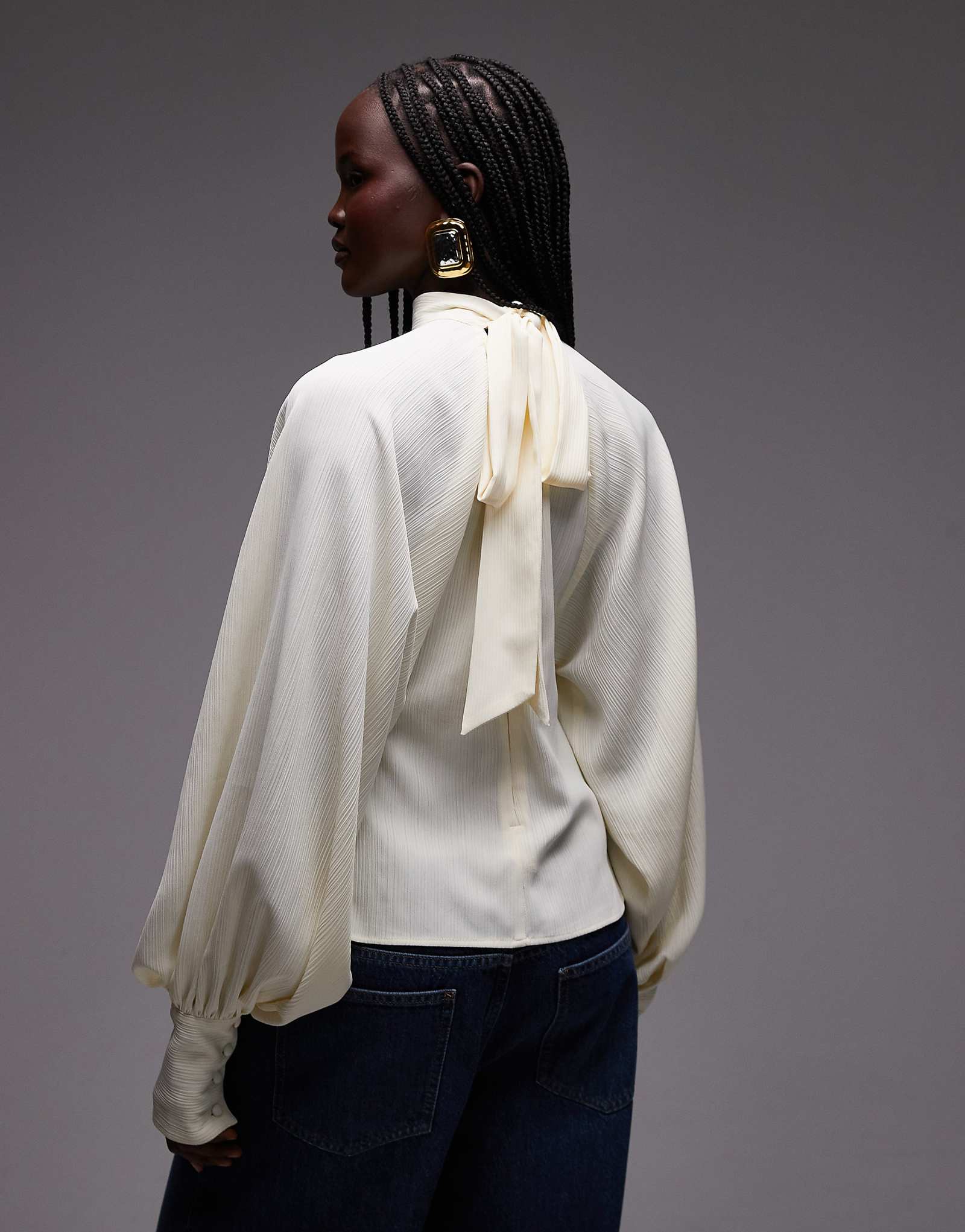 ASOS DESIGN butter yellow 12590₽