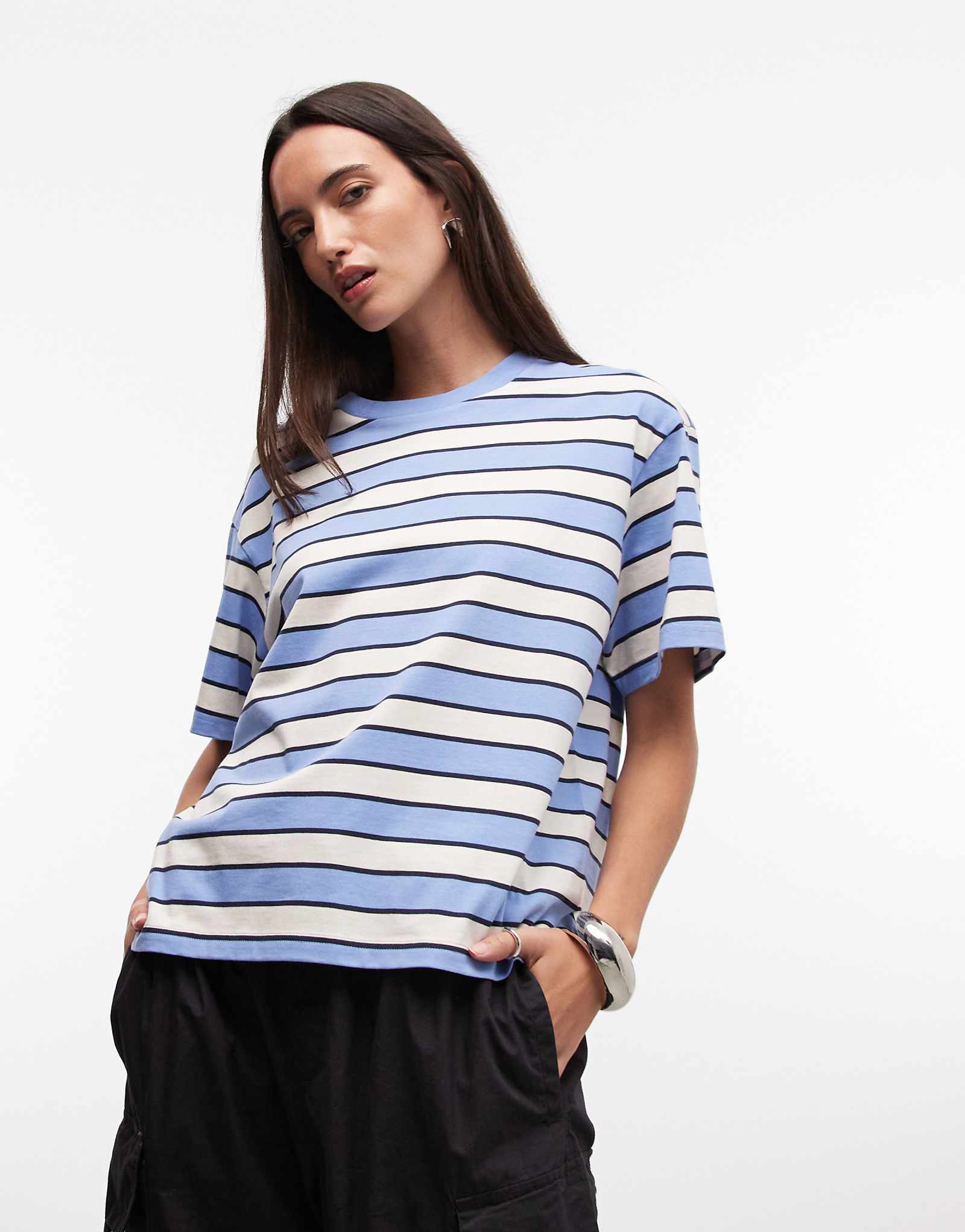 Monki - - 4990₽