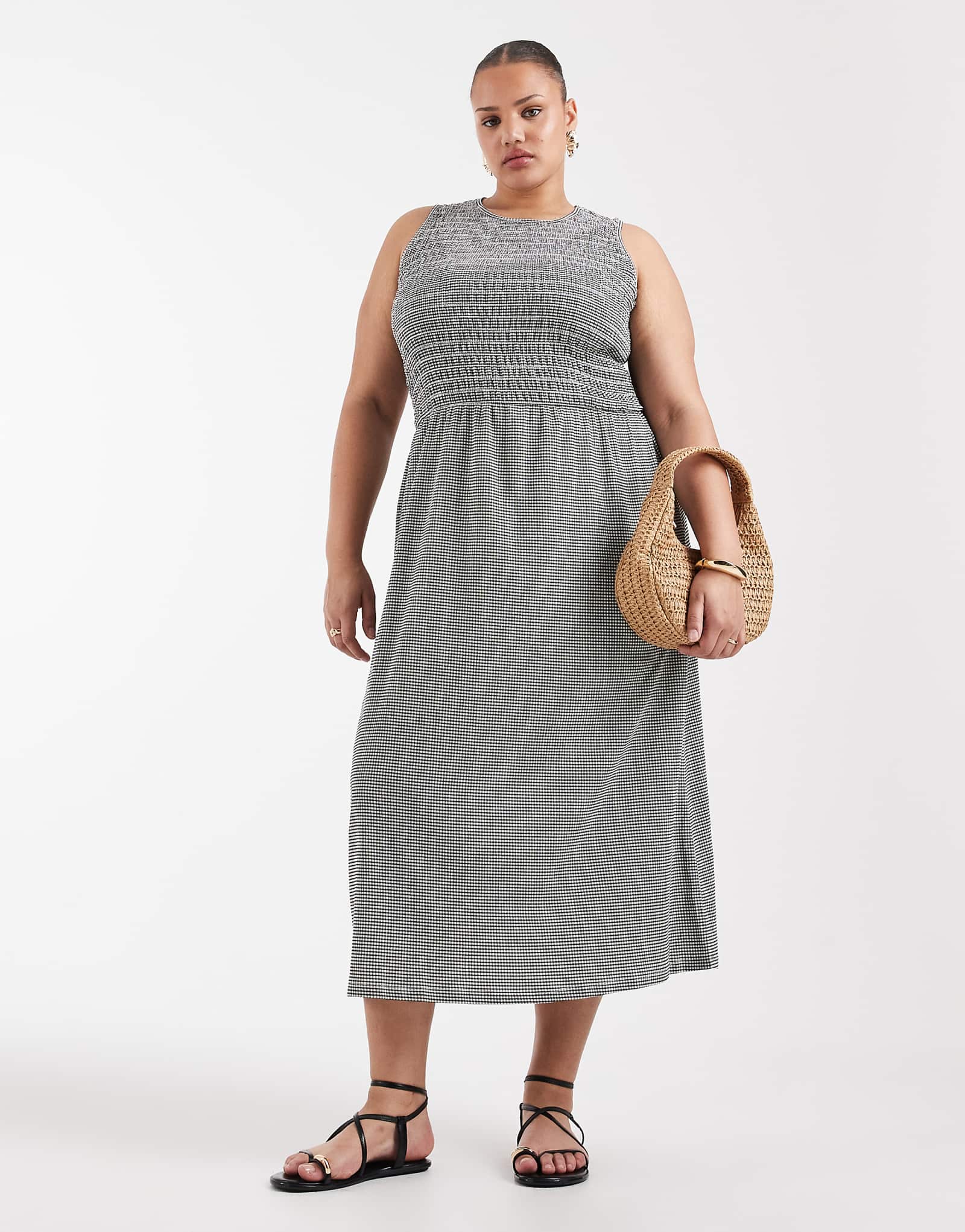 - midaxi black 10490₽