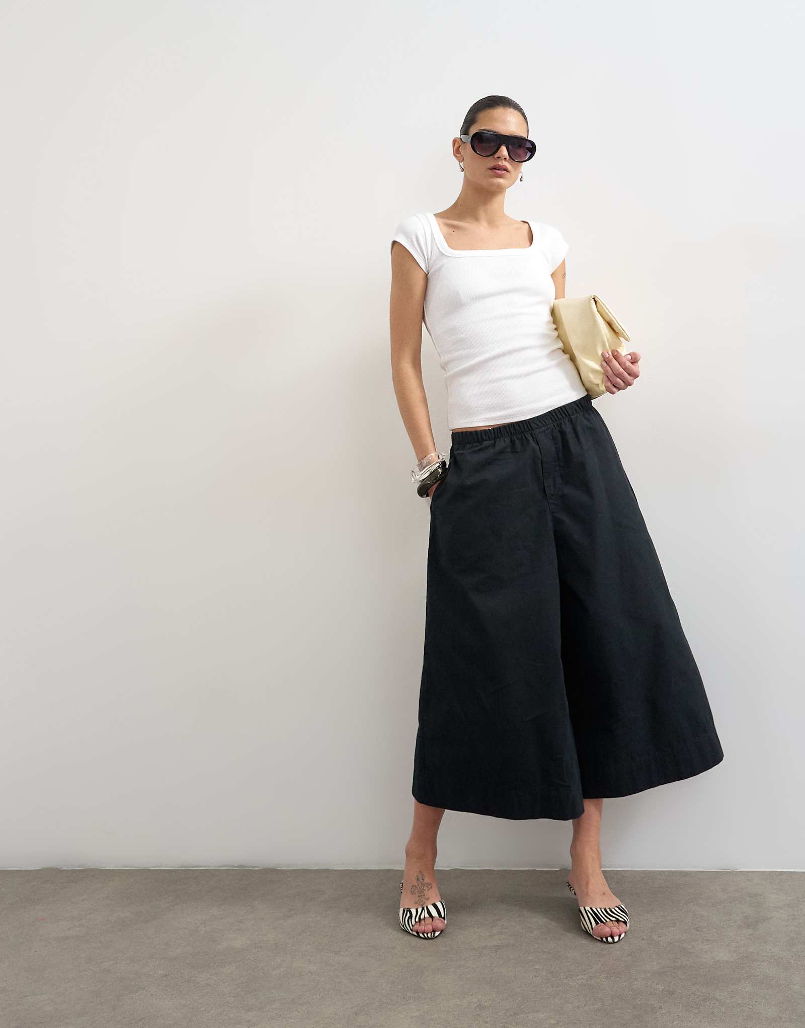 - - Topshop black 12590₽