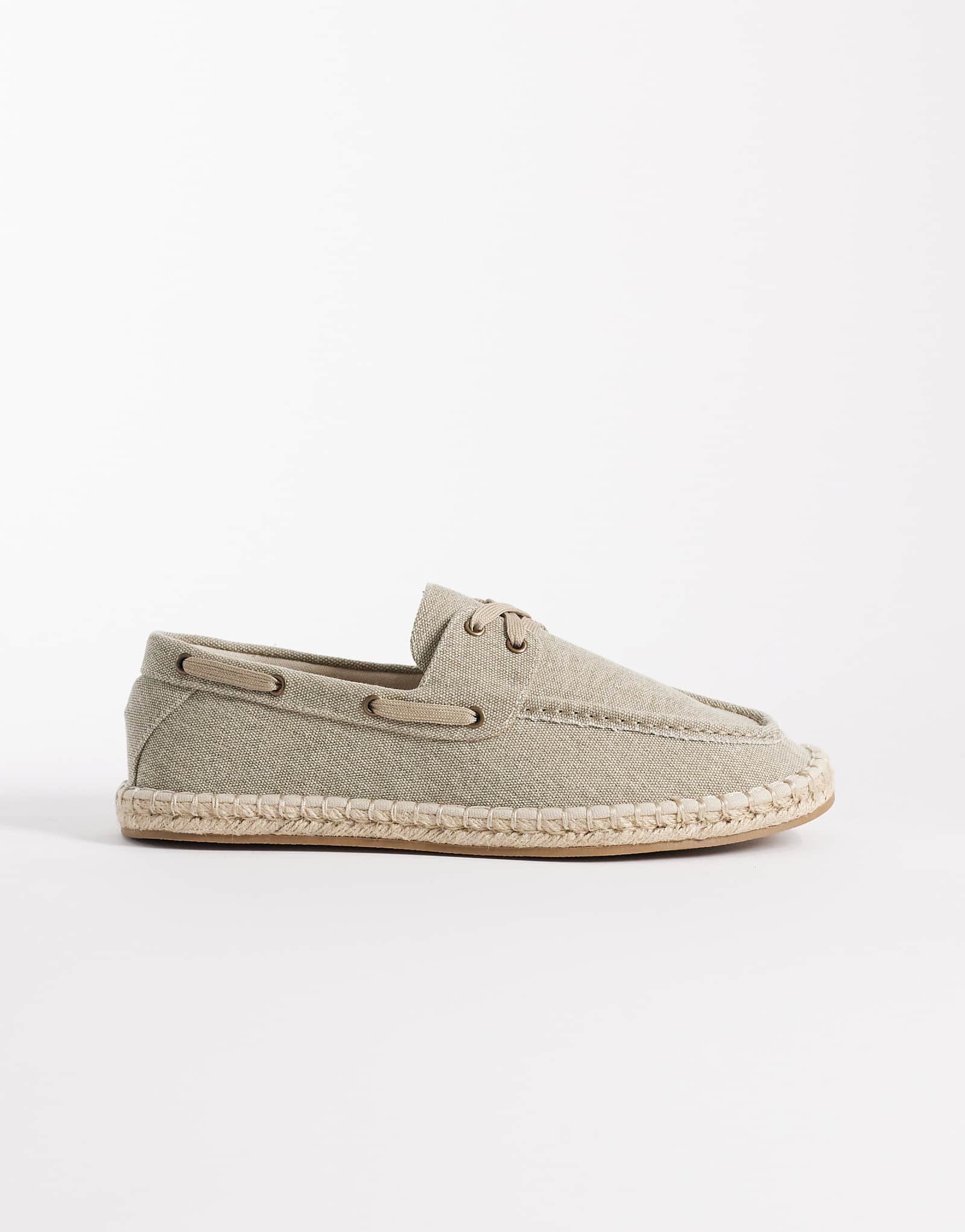 - ASOS 8290₽