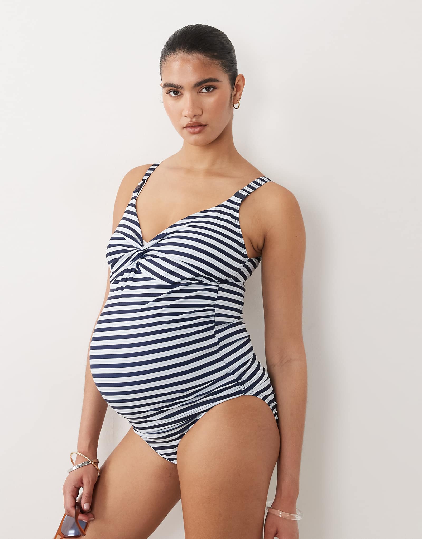 Mamalicious           -