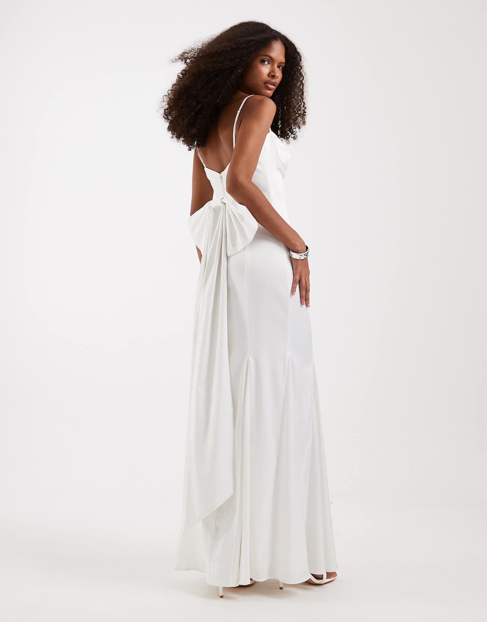 TFNC Bridal sweetheart neck satin maxi dress with chiffon hem and bow back in ivory ivory 36990₽