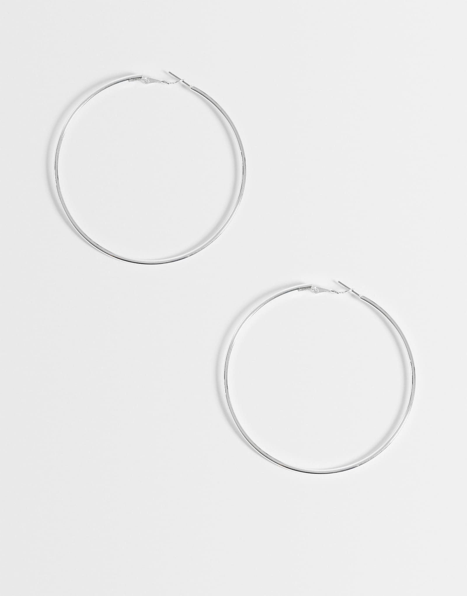 Accessorize large simple hoop in silver silver 1990₽