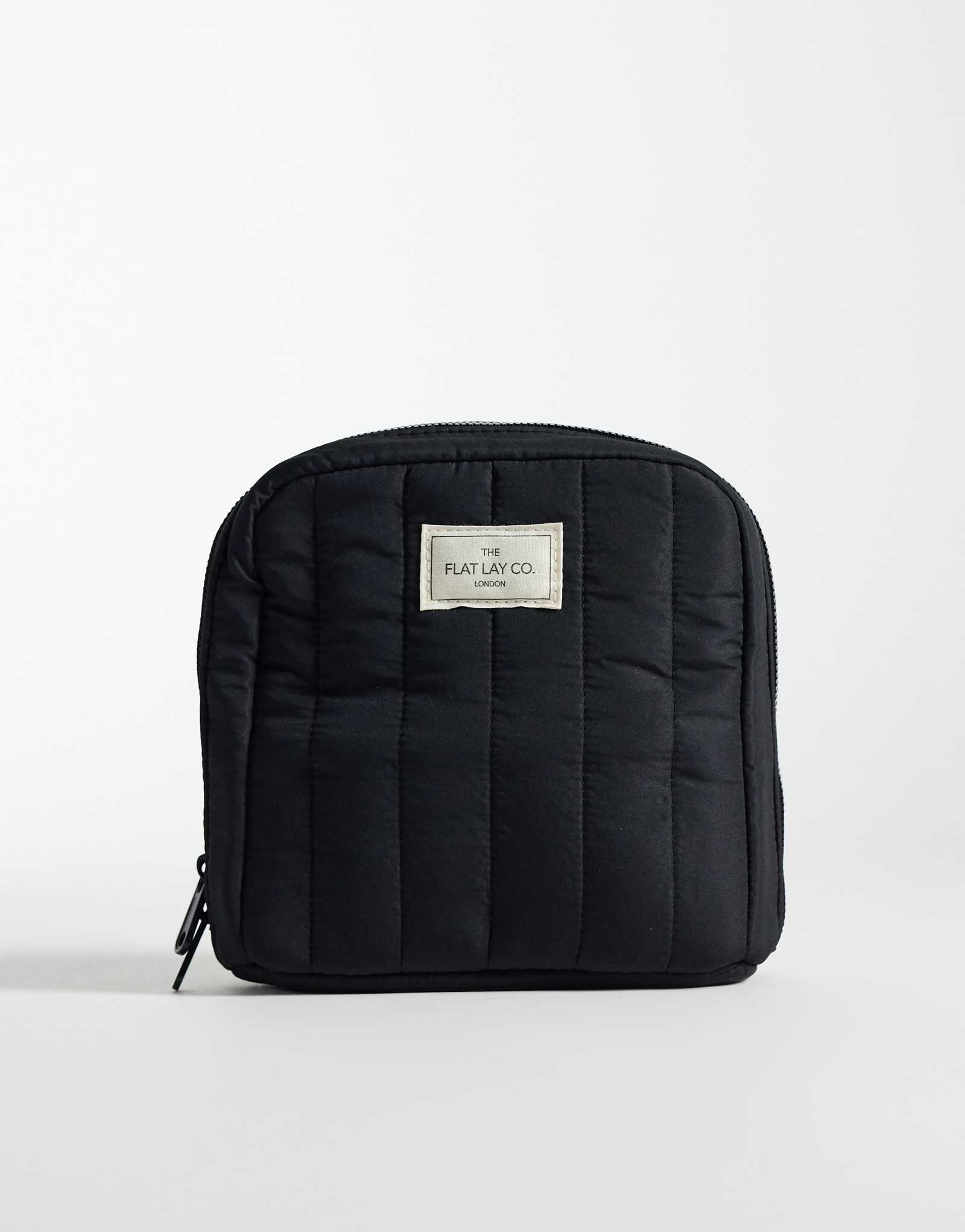 The Flat Lay Co. The Showcase Small - Classic Black classic black