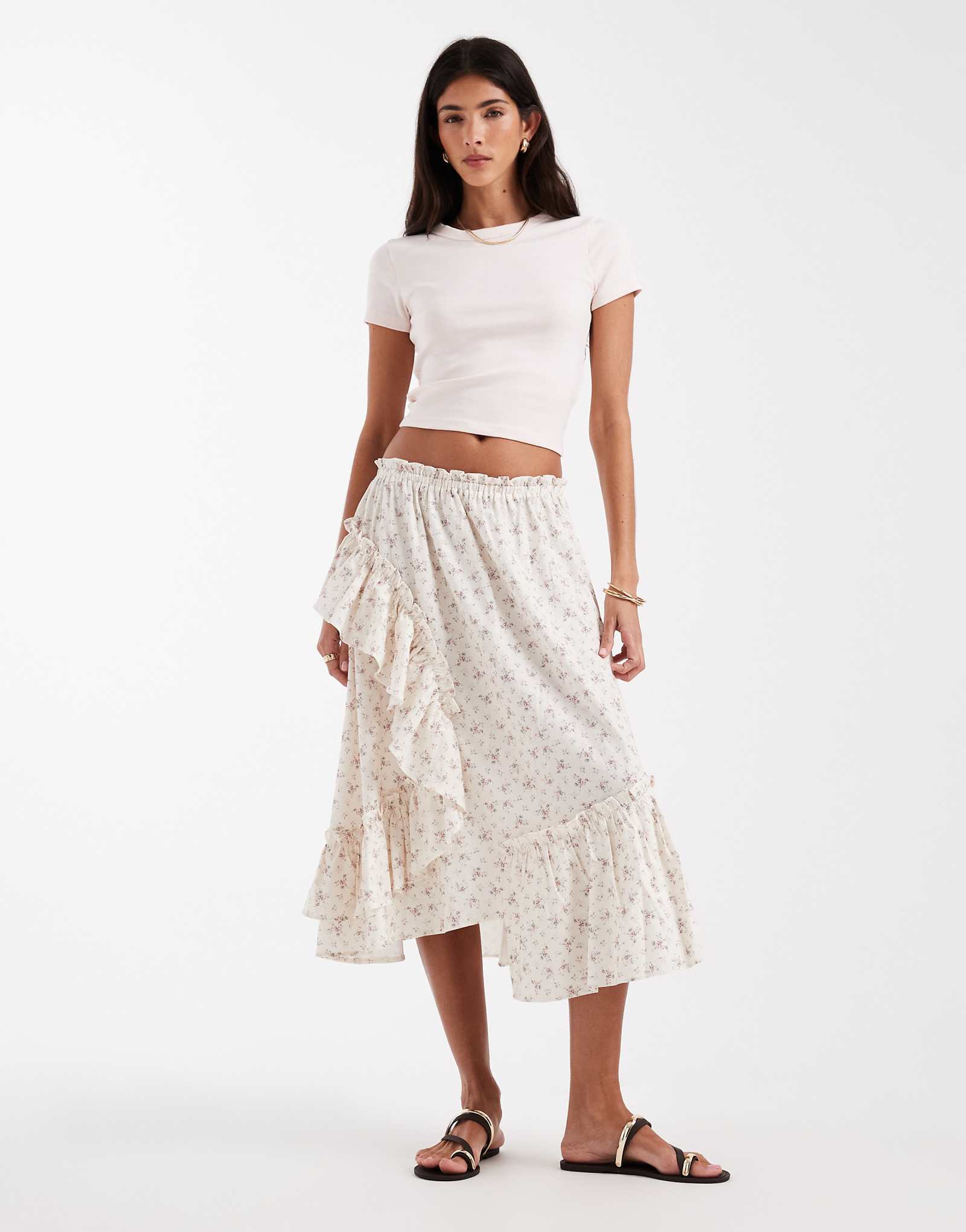 Daisy Street low rise tiered asymmetric midaxi skirt in cream floral cream floral 11390₽