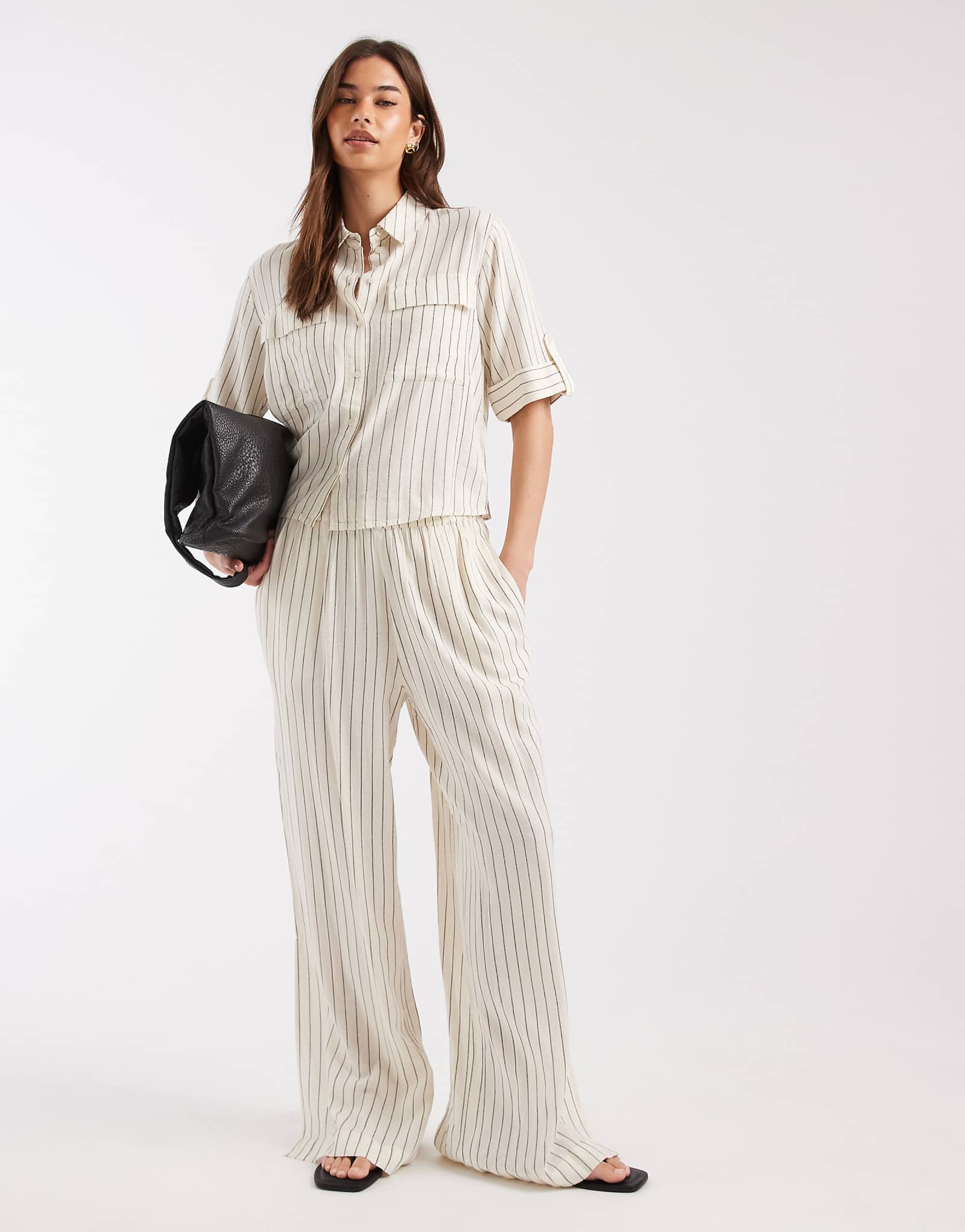 AWARE linen blend high waist wide leg pants in white and black stripe - part of a set snow white black 15090₽