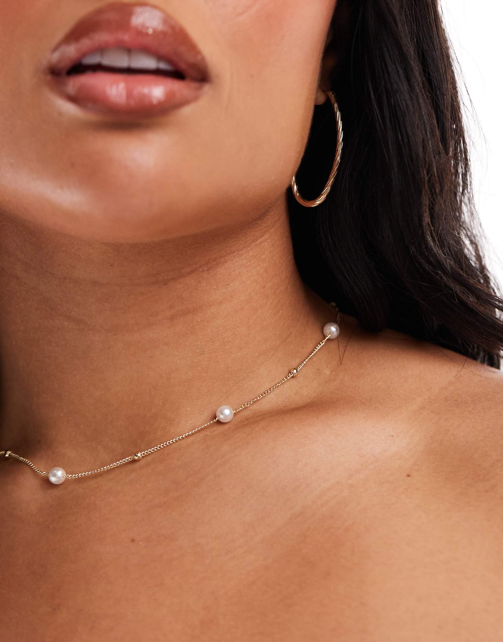 Pieces Curve pearl and ball necklace in gold 3490₽