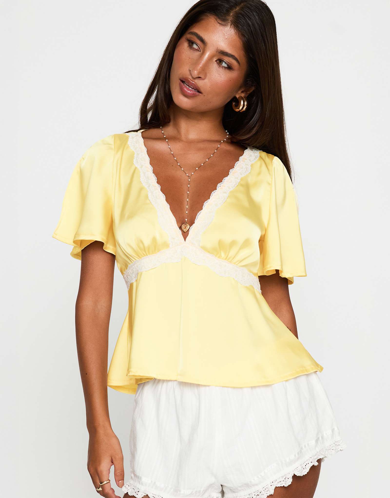 Princess Polly For The Summer satin lace trim floaty hem and sleeve top in yellow yellow 9490₽