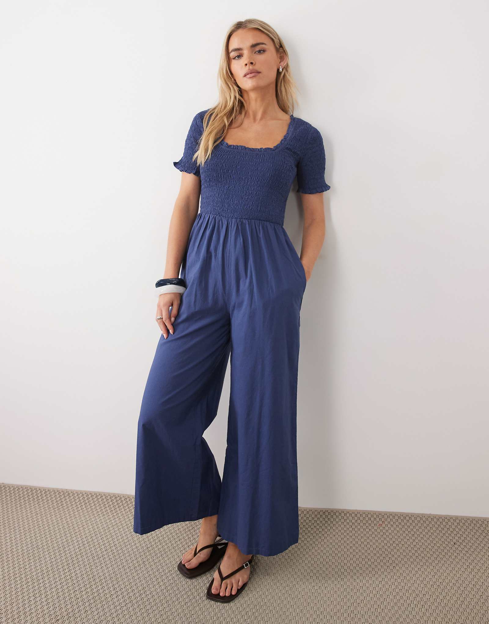 Nobodys Child Petite Zita short sleeve shirred bodice cotton jumpsuit in navy blue 30090₽