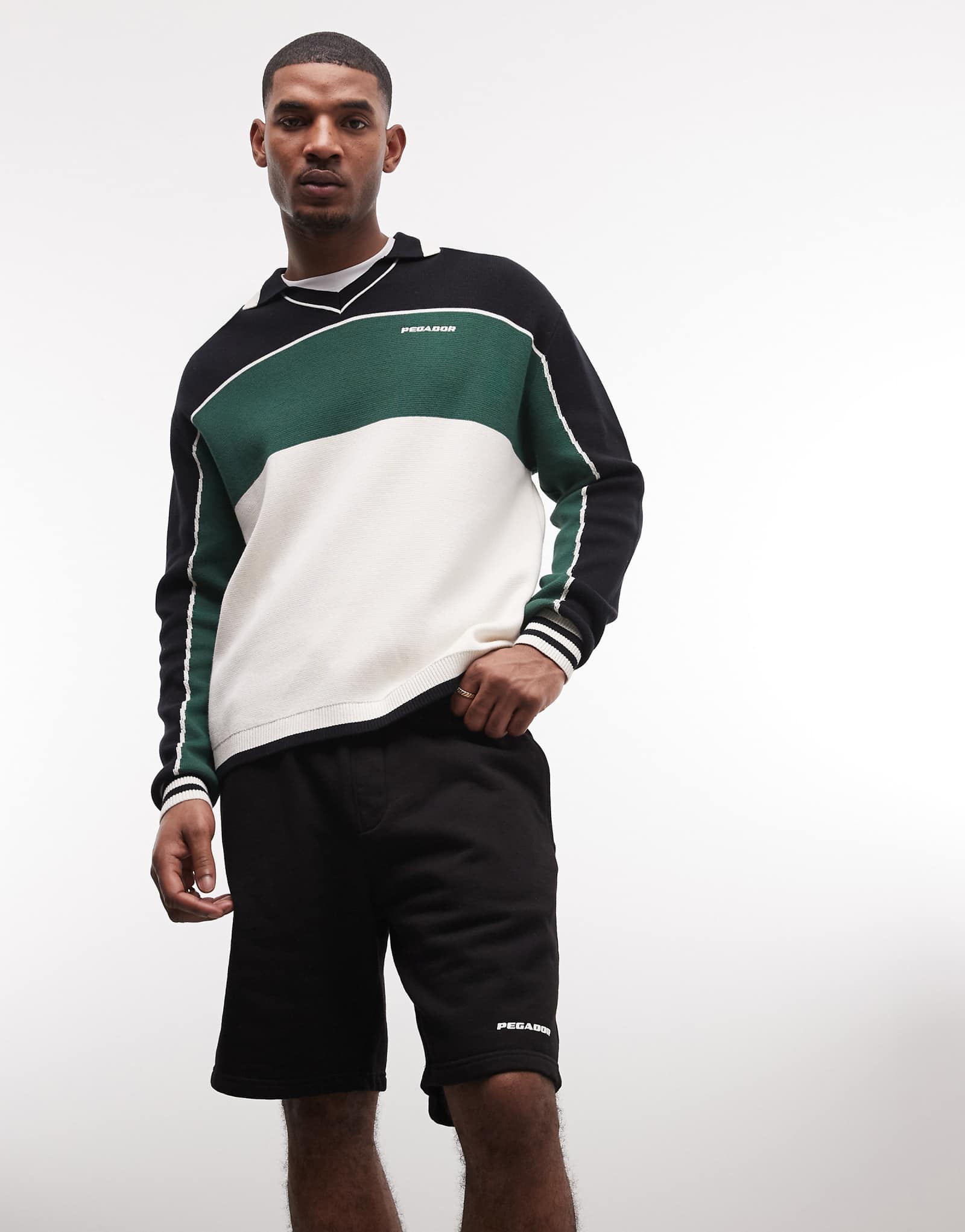 PEGADOR logo heavyweight sweatshirt fabric shorts in washed black black 11190₽