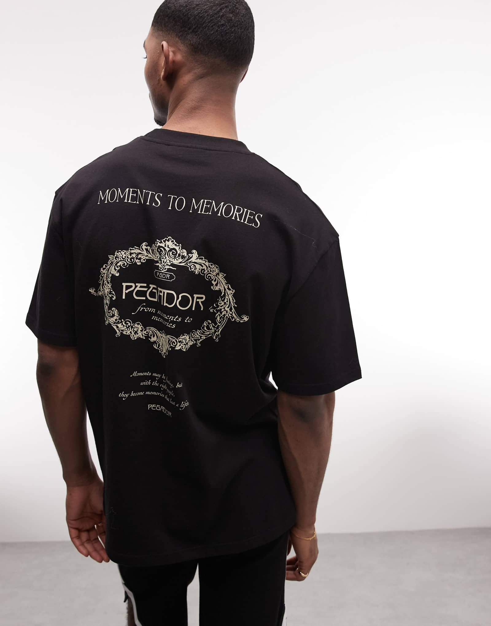 PEGADOR Reine oversized graphic t-shirt with back and chest print in washed black black