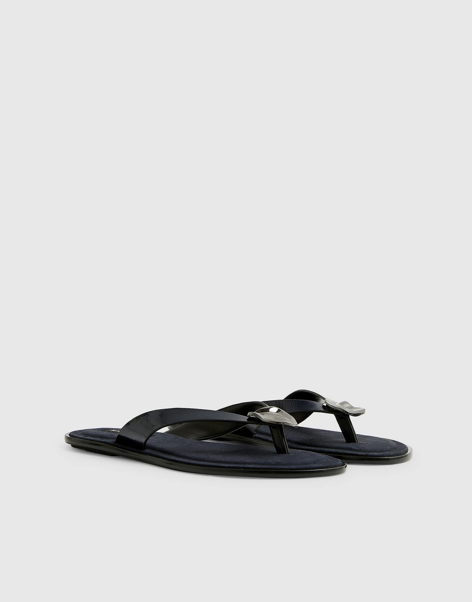 River Island studded detail toe thong flat sandals in navy navy 15090₽