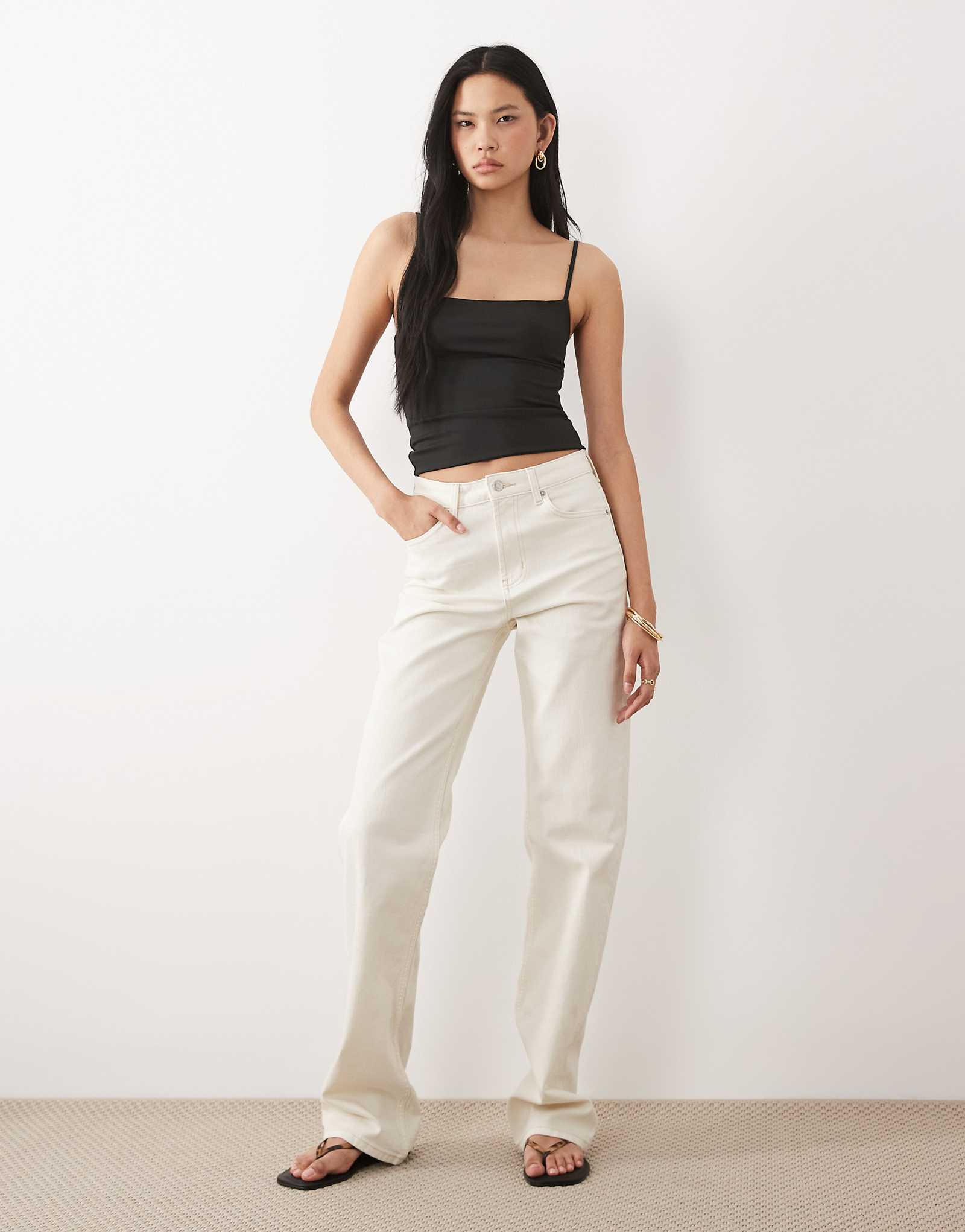 ASOS DESIGN Tall comfort stretch straight leg jeans in white white 9690₽