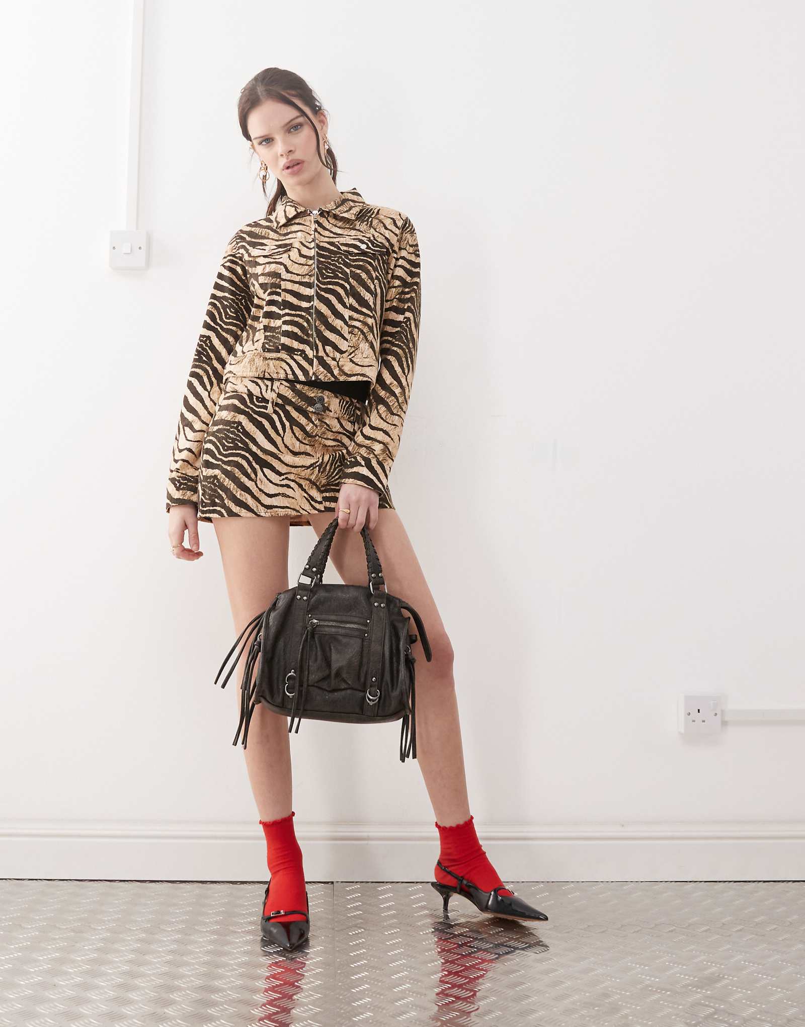 Motel Oiwa wild animal mini skirt in cream and brown - part of a set 7990₽