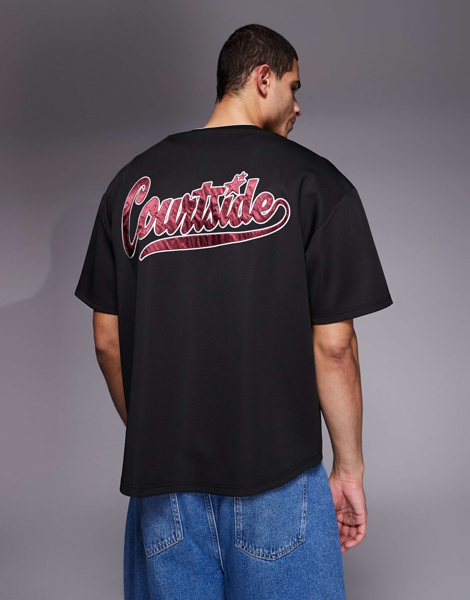 Courtside boxy baseball jersey in black with red logo applique black 23690₽