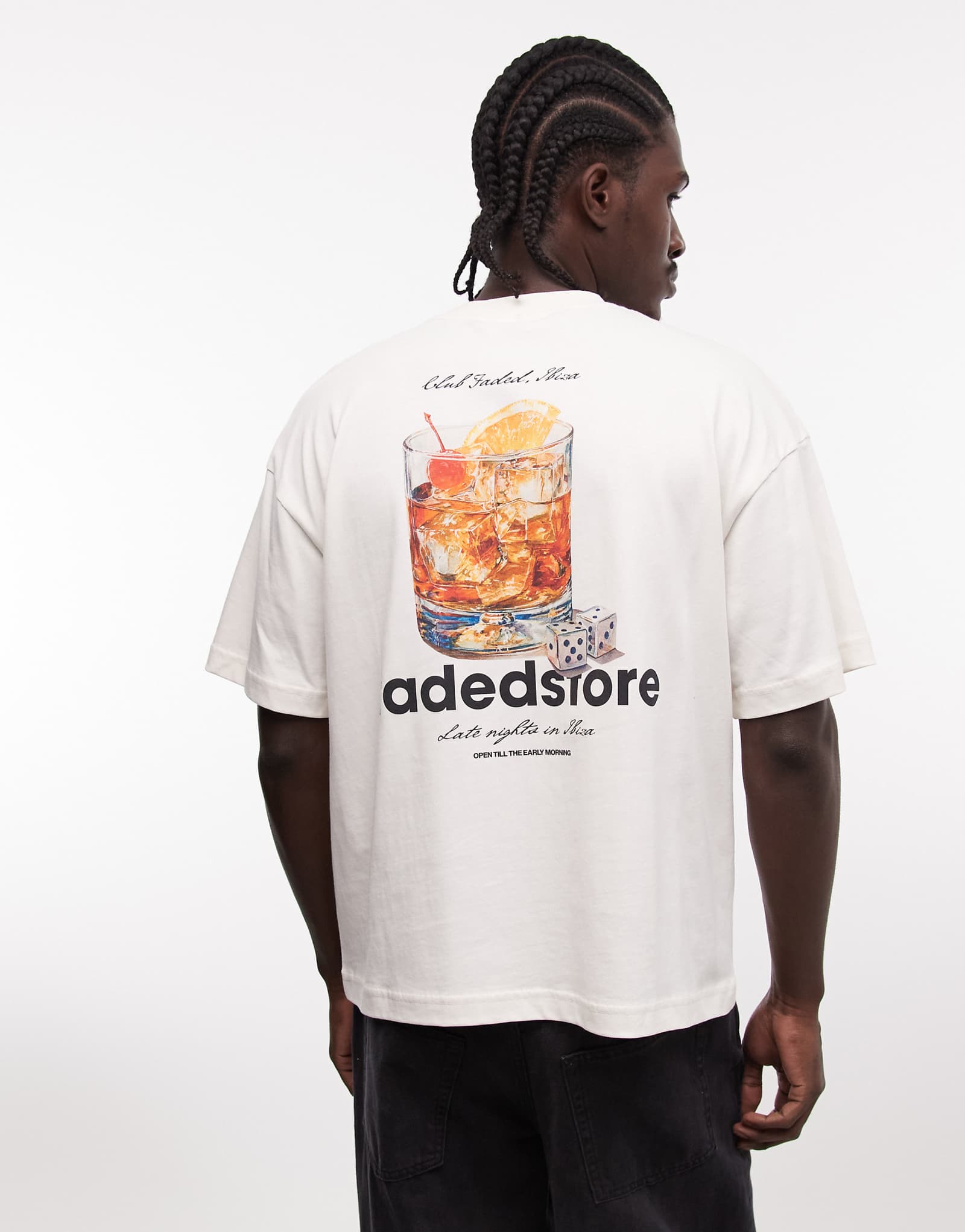 Faded Store logo t-shirt with old fashioned back print in chalk chalk 15090₽