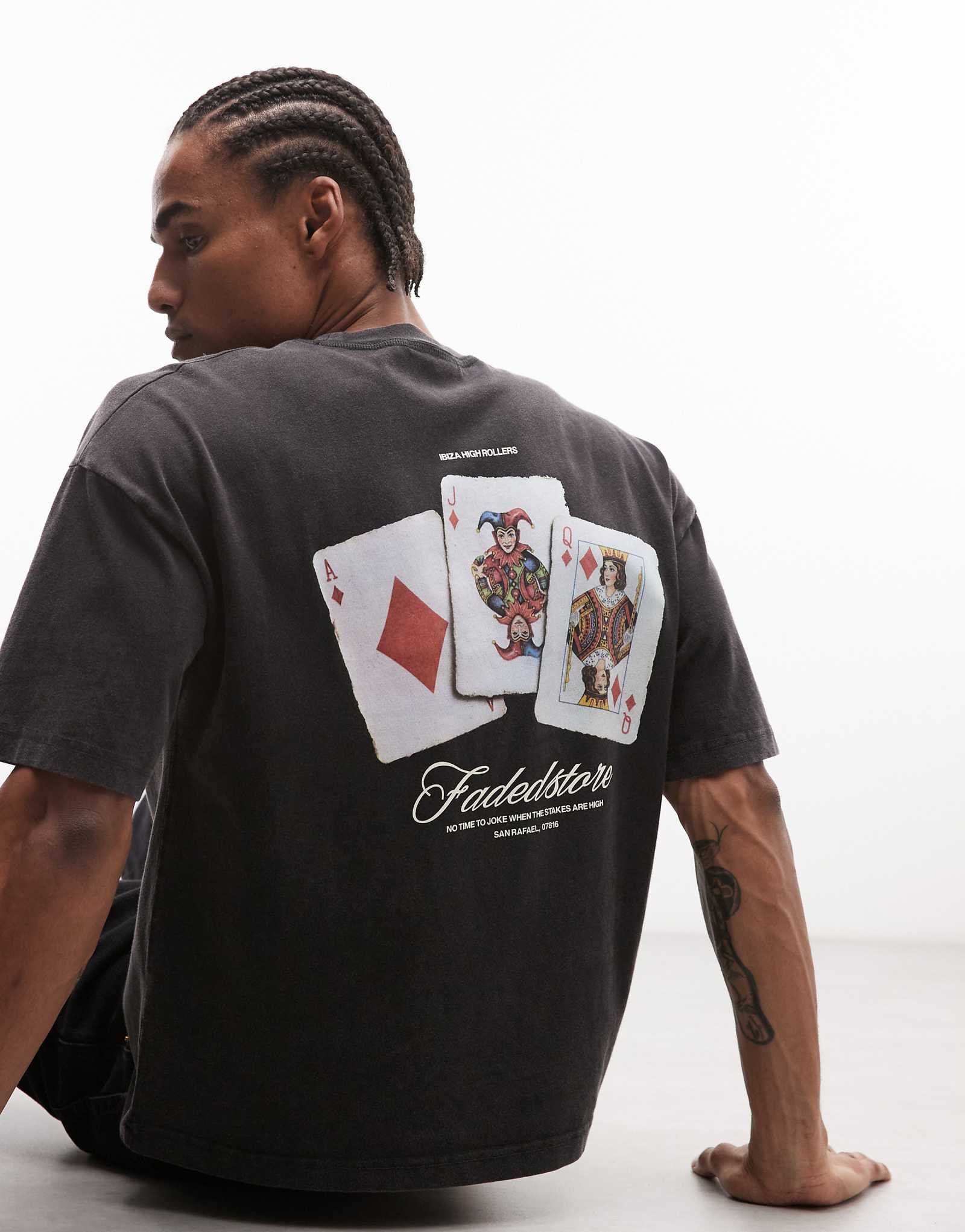Faded Store logo T-shirt with wild card back print in washed black washed black 15090₽
