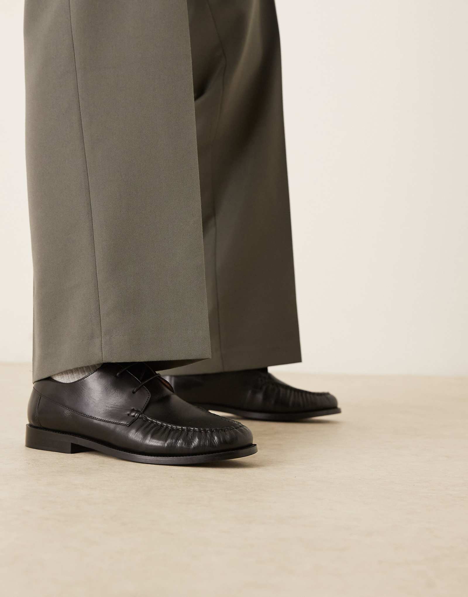 Walk London Cera boat shoes in black leather black 24790₽