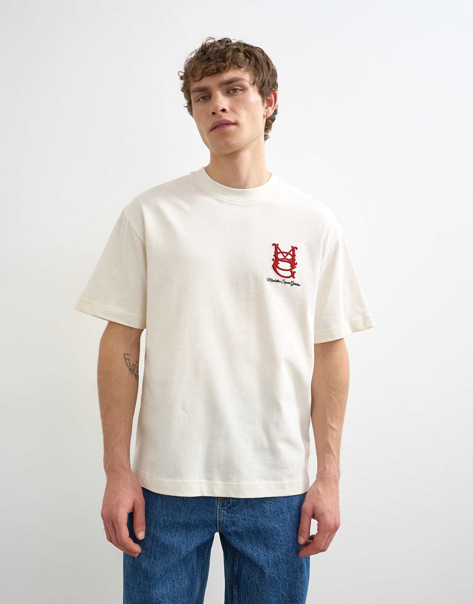 Topman relaxed fit T-shirt with Manhattan embroidery in ecru ecru 5790₽