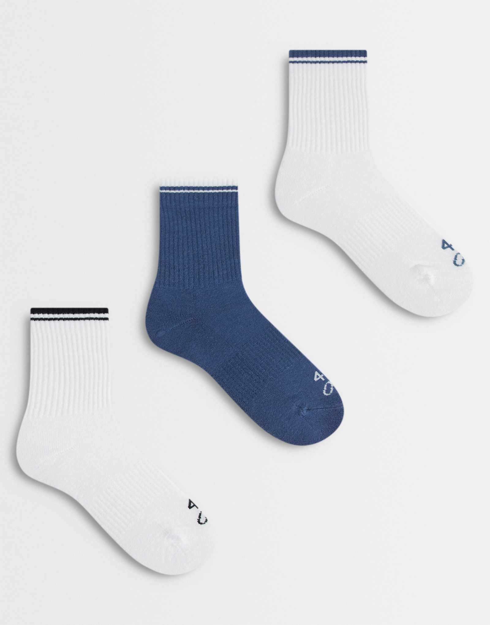 4505 3 pack socks with arch support in white with multi stripe edge white 3890₽