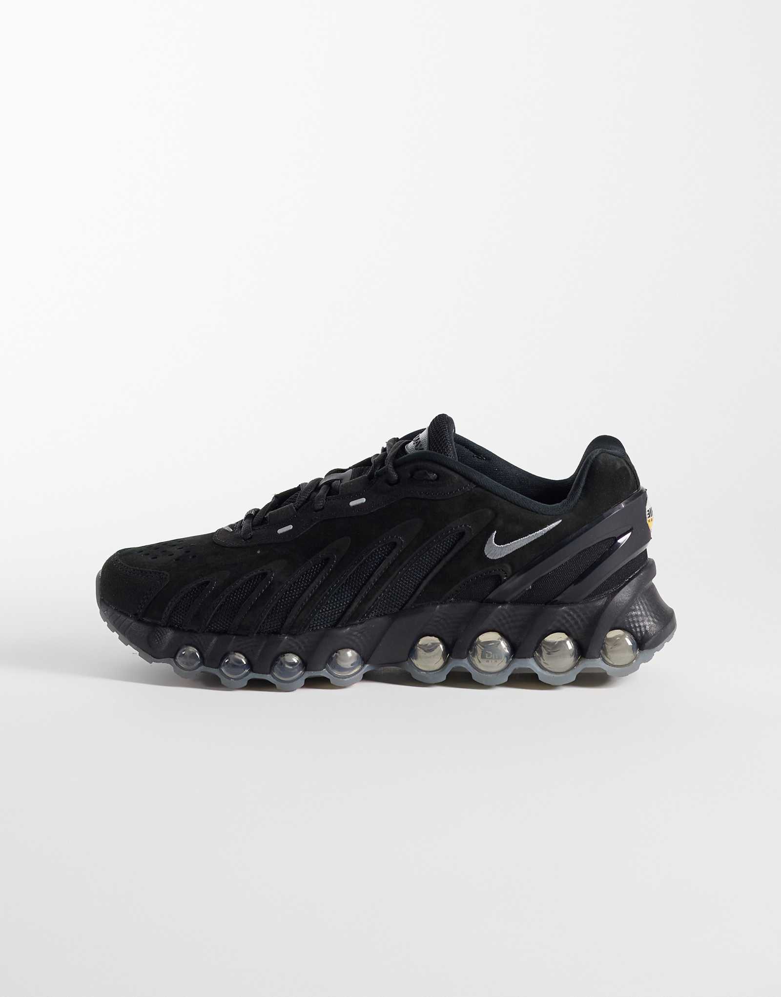 Nike Air Max DN8 leather sneakers in black black 40690₽