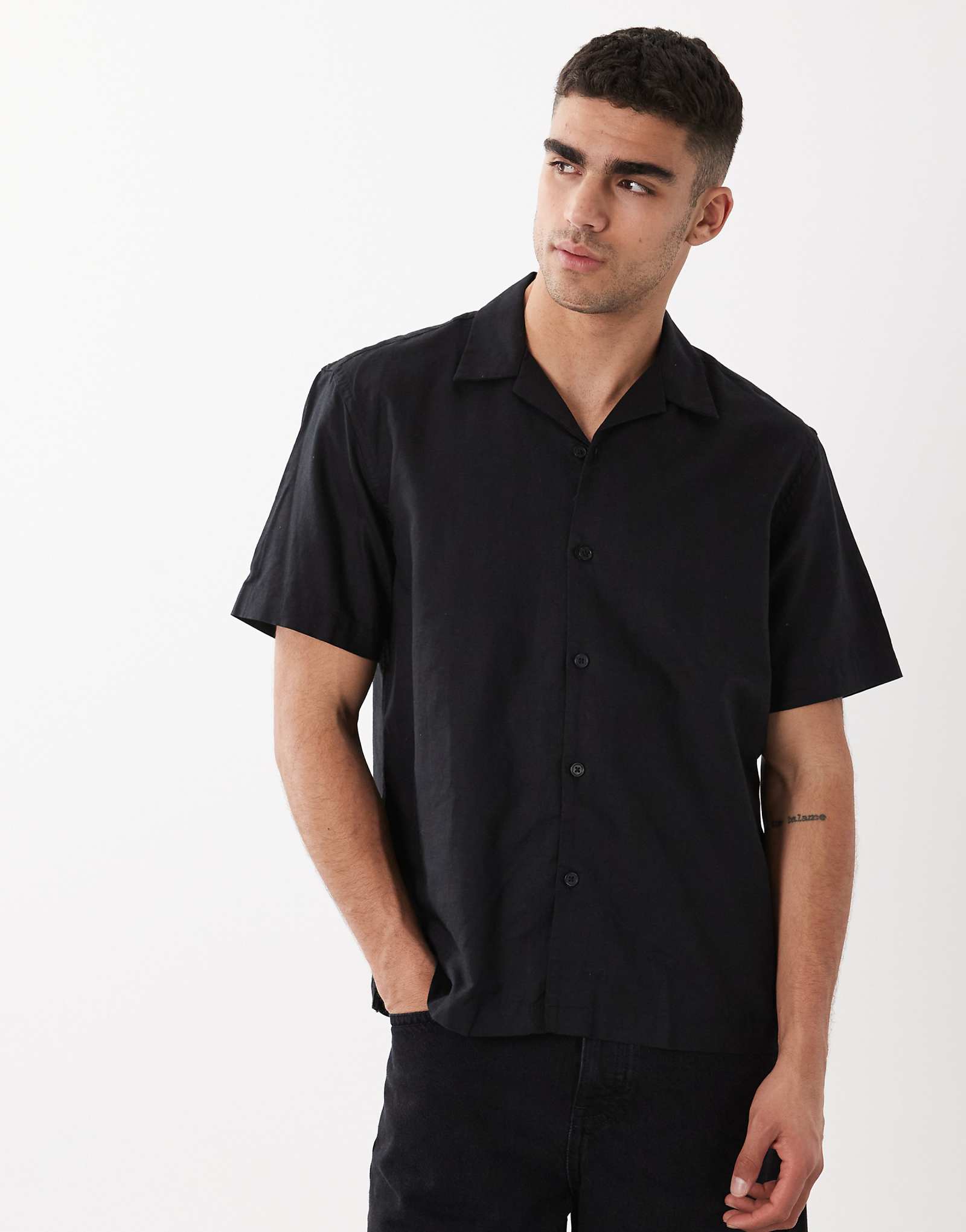 Selected linen blend short sleeve shirt in black black 15690₽