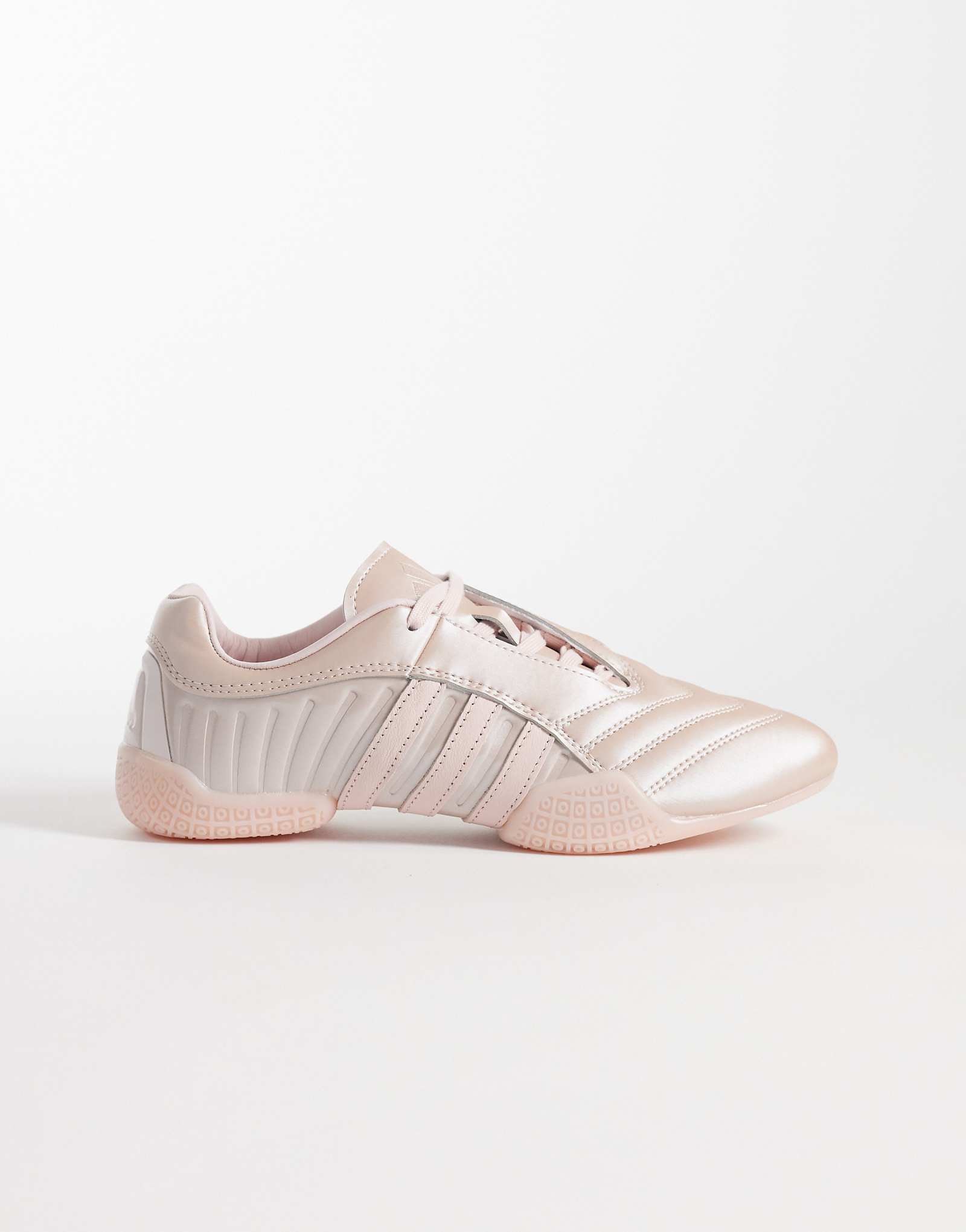 Adidas Originals Taekwondo Mei Elite sneakers in pink pink 21290₽