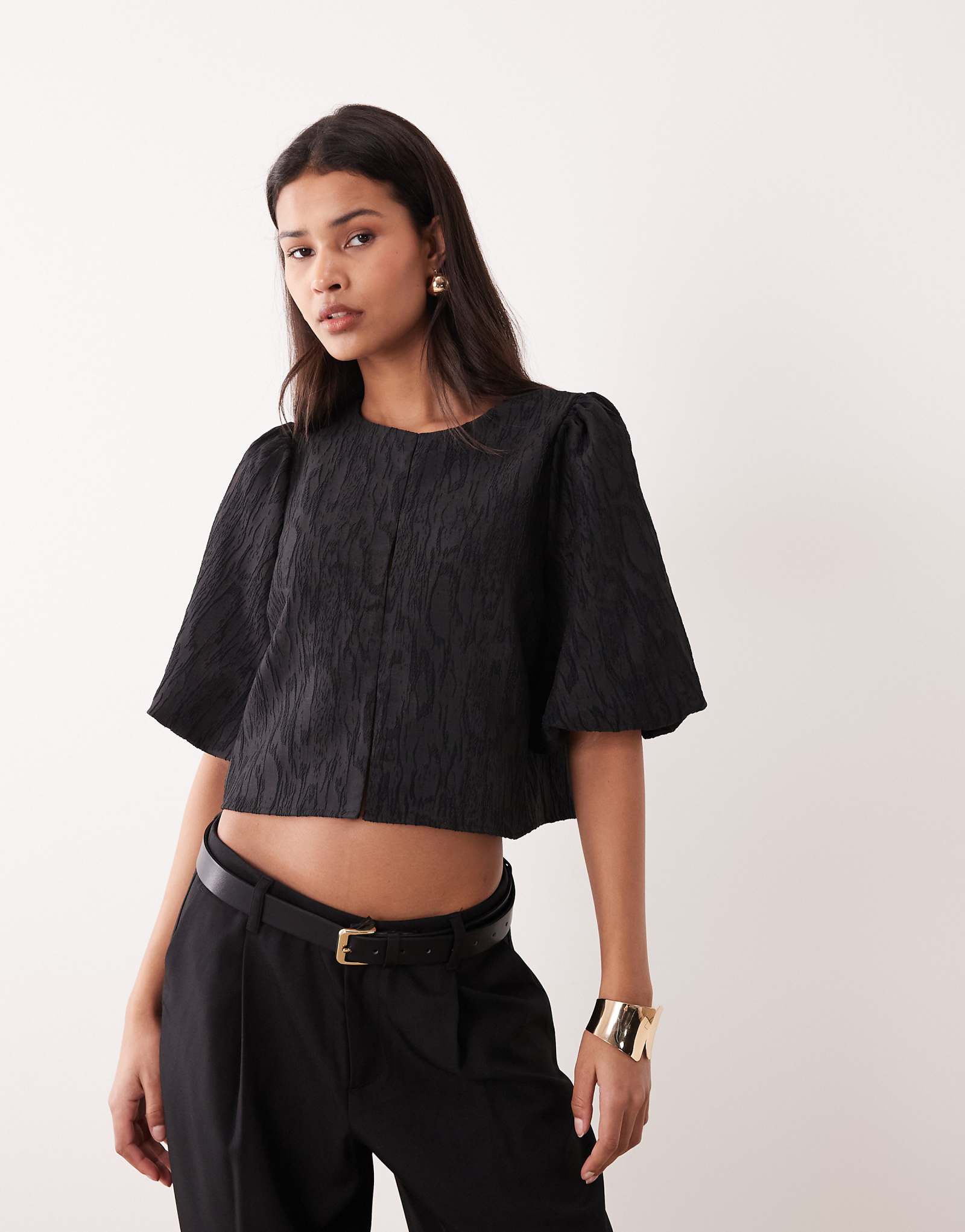 YAS structured puff sleeve jacquard top in black black 20190₽