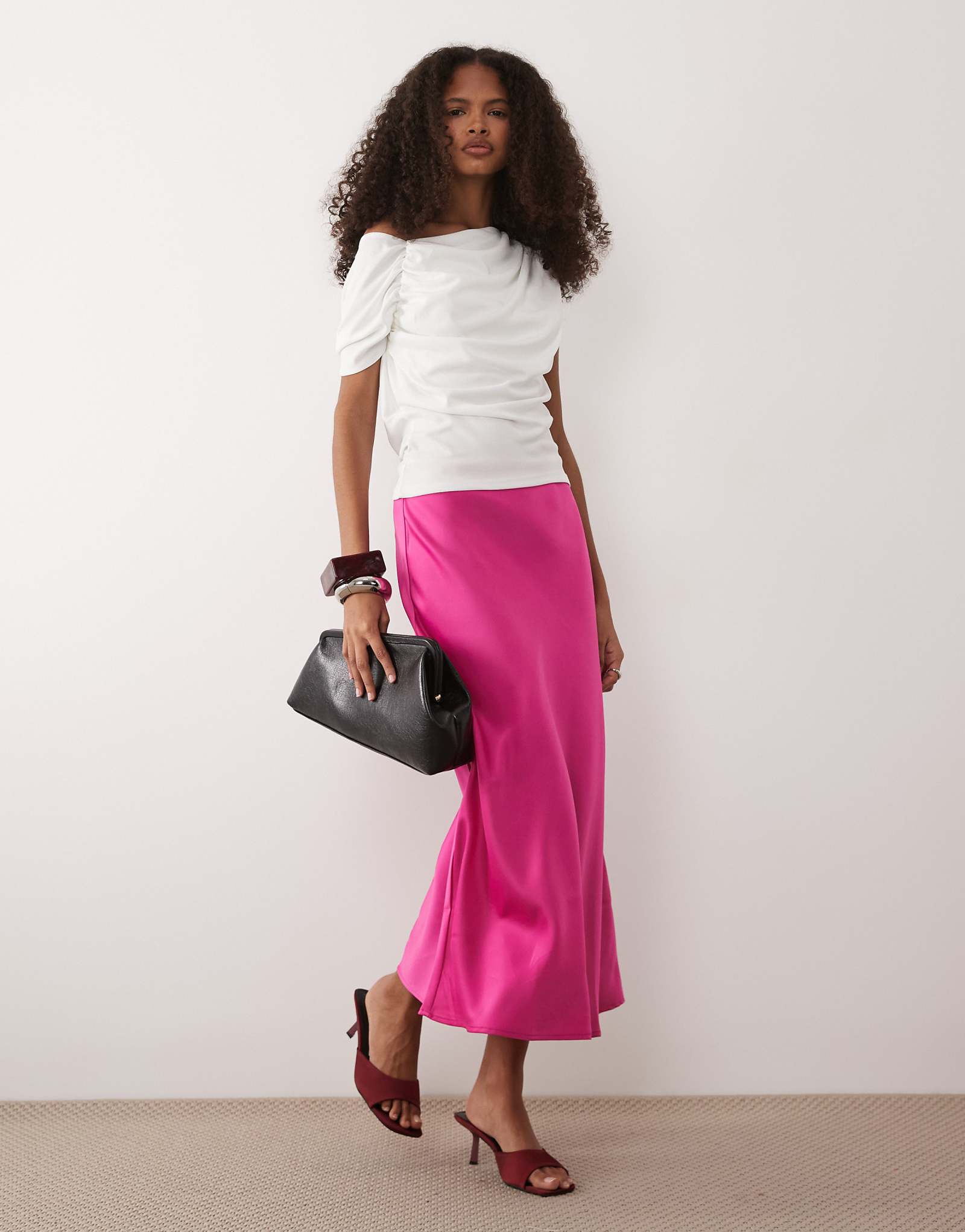 YAS satin midi skirt in bright pink rose violet 15090₽
