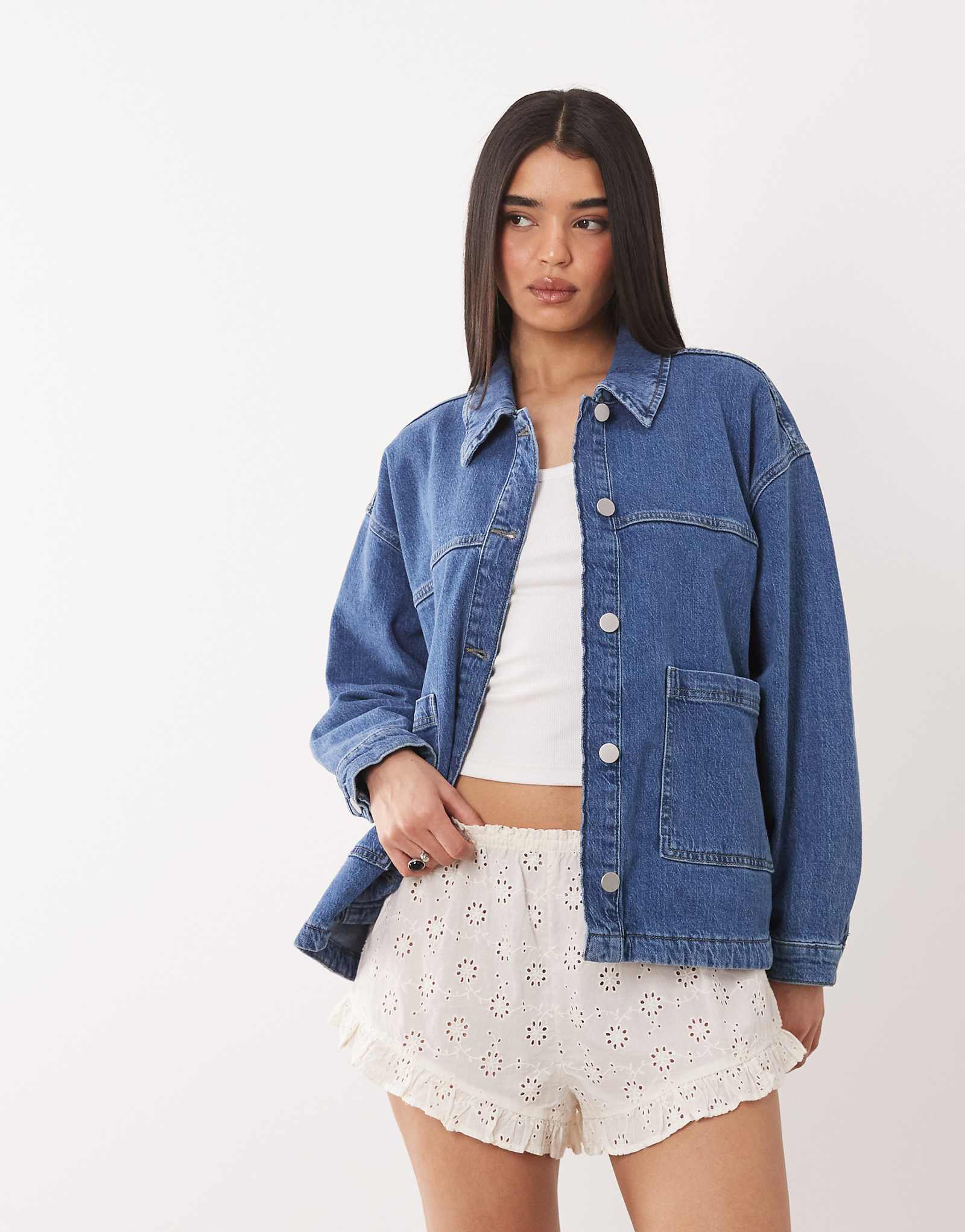 VILA boxy denim jacket in heathered medium blue medium blue 18190₽