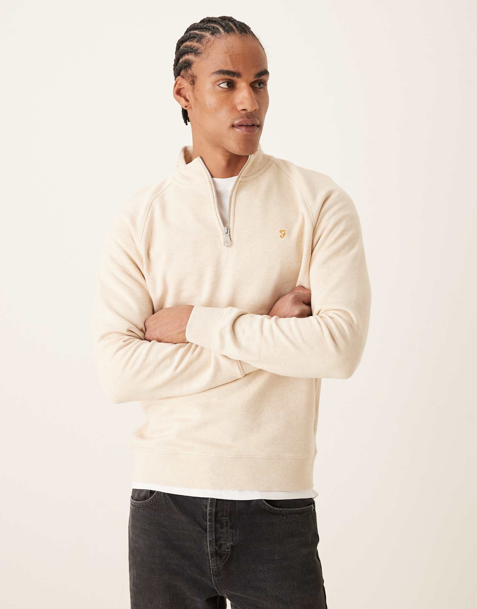 Farah Jim 14 zip logo sweatshirt in beige beige 23290₽