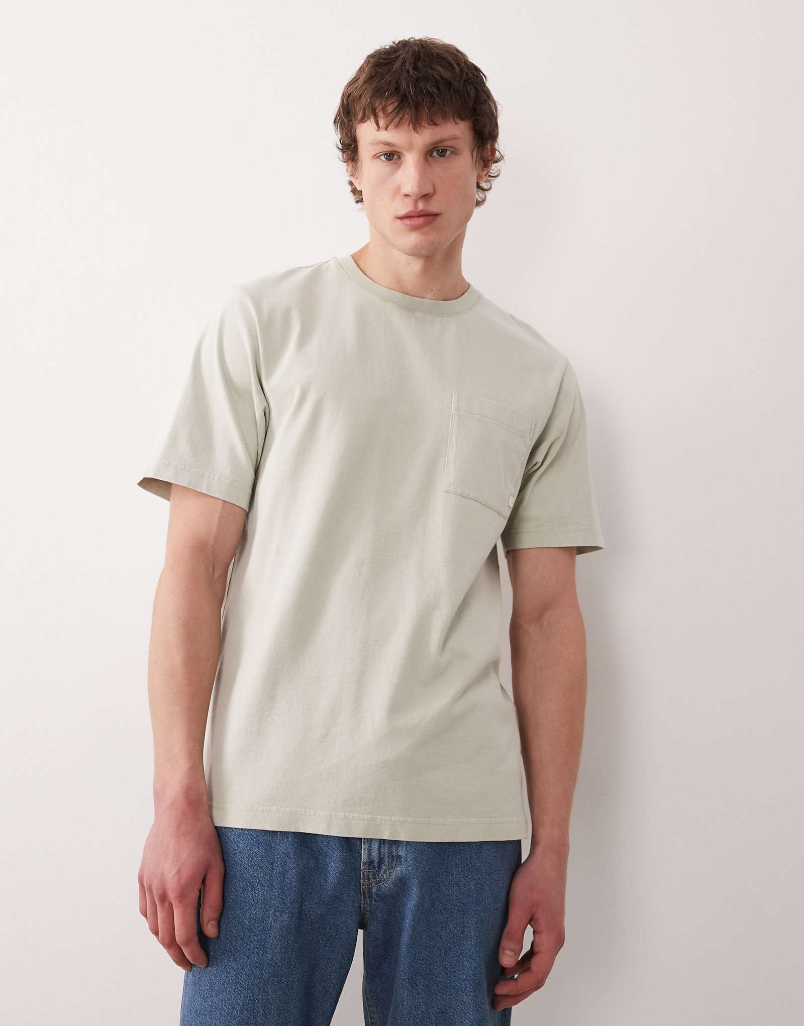 Farah Stacy short sleeve garment dye pocket logo T-shirt in green green 16690₽