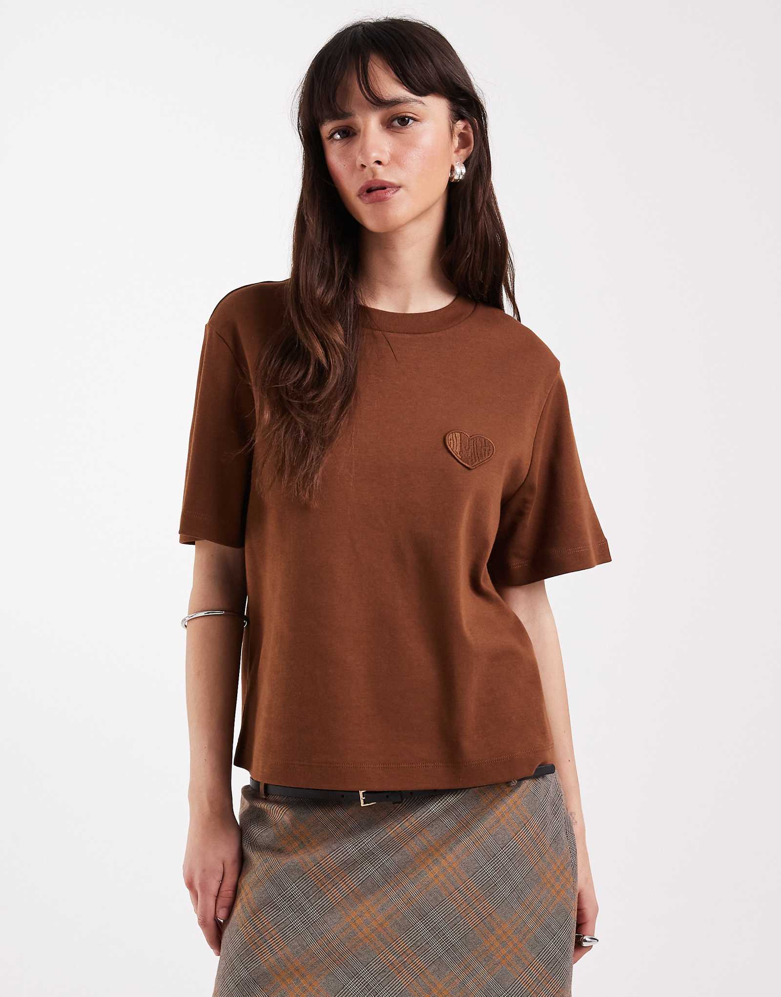 AllSaints lover lisa short sleeve t-shirt in cognac brown cognac brown 19590₽