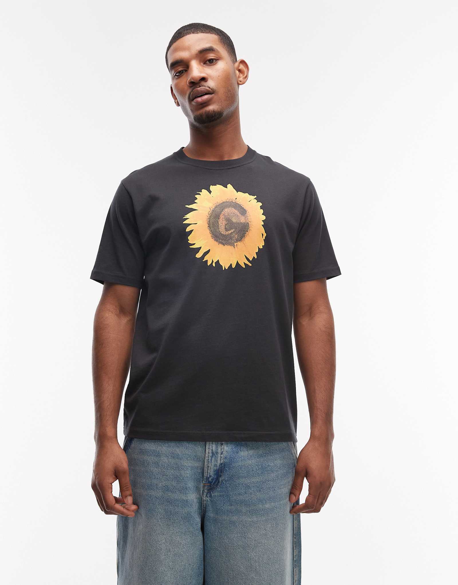 Gramicci G flower short sleeve graphic tee in black 16890₽