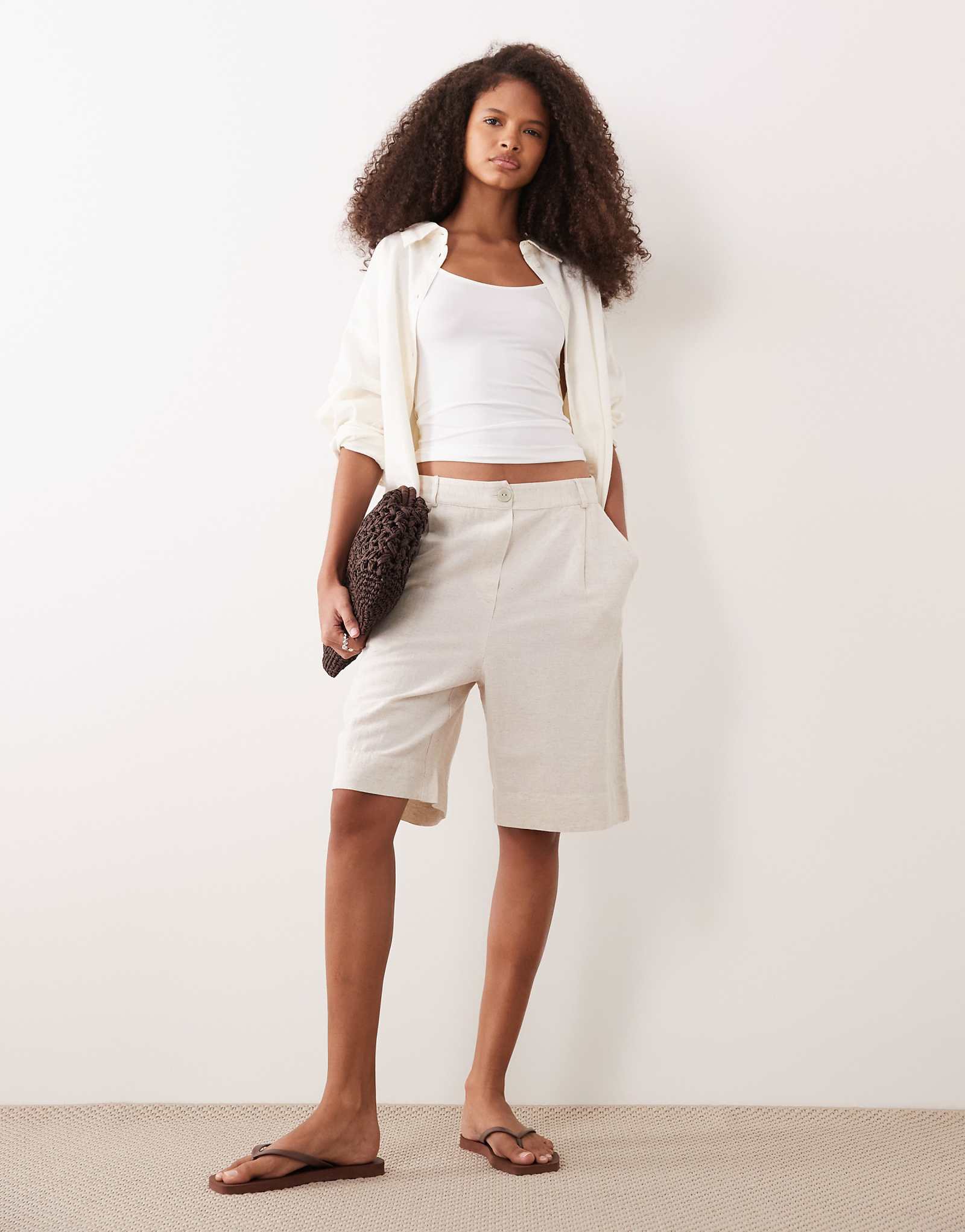 VILA linen blend high rise bermuda shorts in super light natural melange - part of a set super light 11190₽
